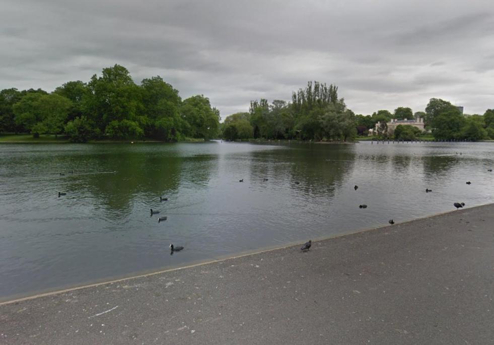 Spacious 2 Bed Flat In Swiss In Hampstead Apartment