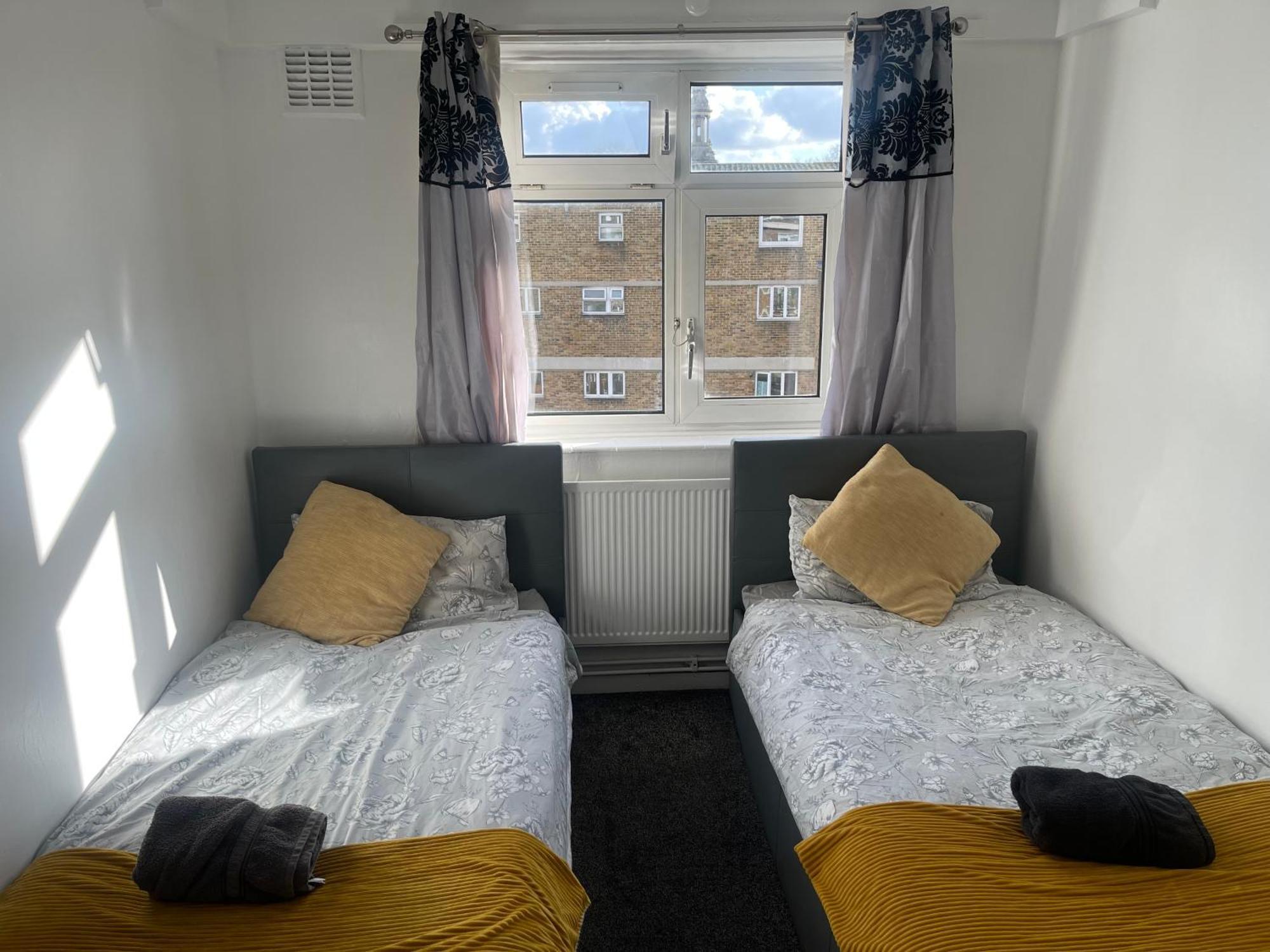 Budget Maisonette Guest house London