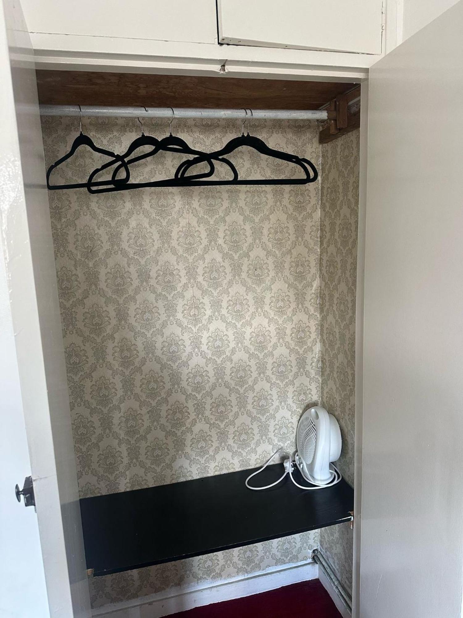 Budget Maisonette *