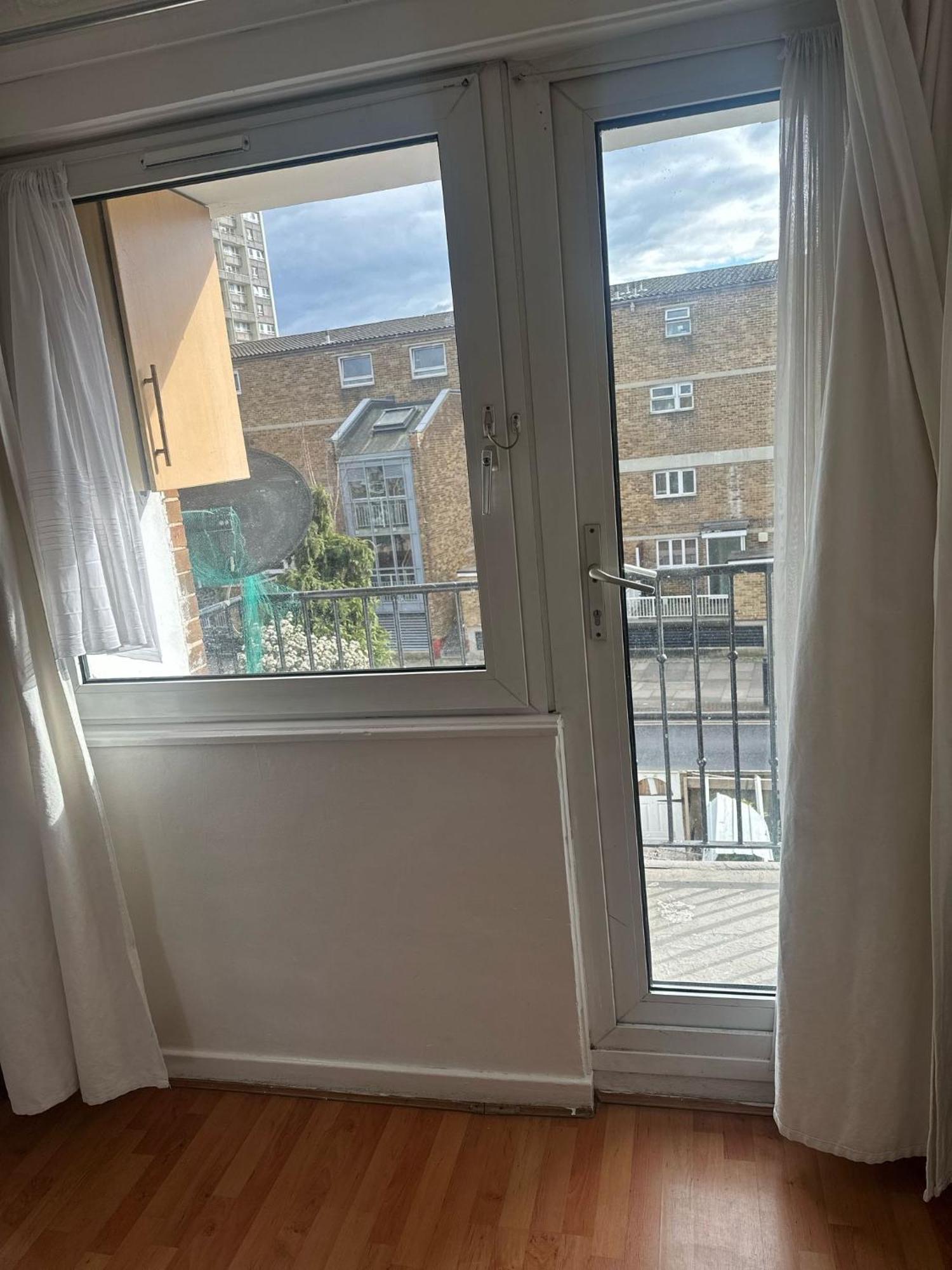 Budget Maisonette London