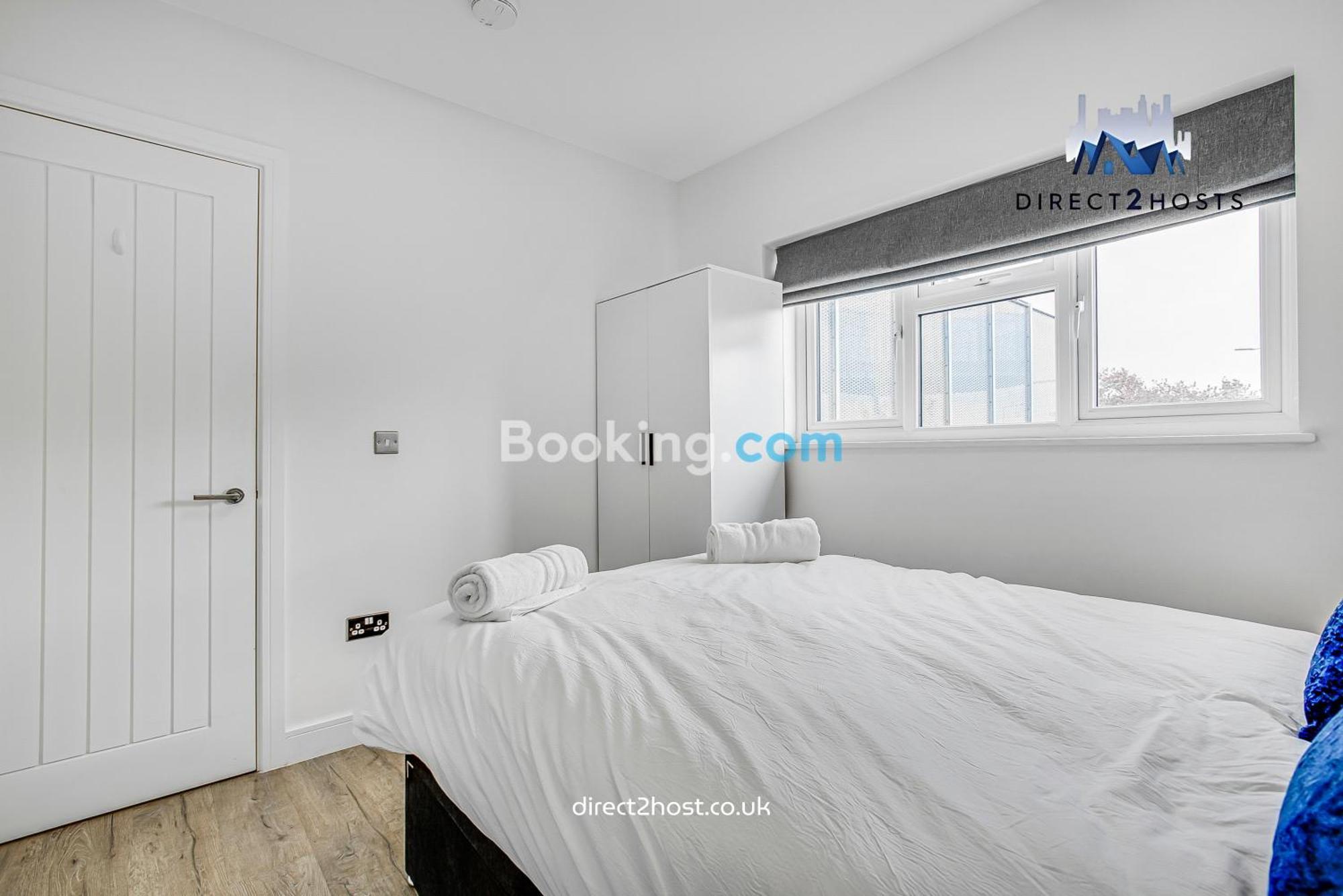 Exclusive Offers ! Last-minute Escape ! Bright And Stylish One Bedroom Flat By Direct2hosts ! W3 7lu, United Kingdom ! Nancy Short Lets & Serviced Accommodation! London