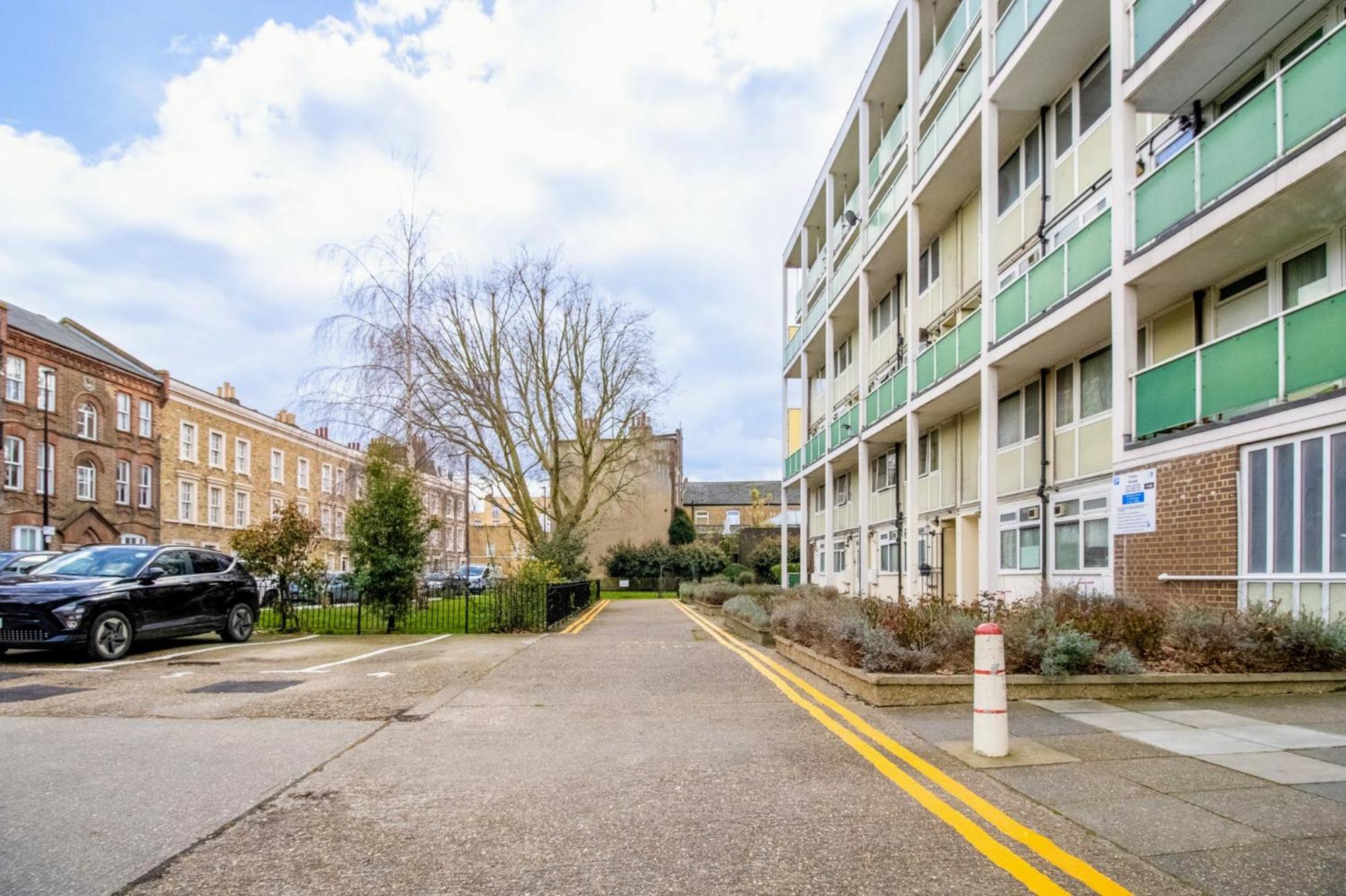 Leilighet 2br Flat King Bed 4 Min To Dlr Easy Access *