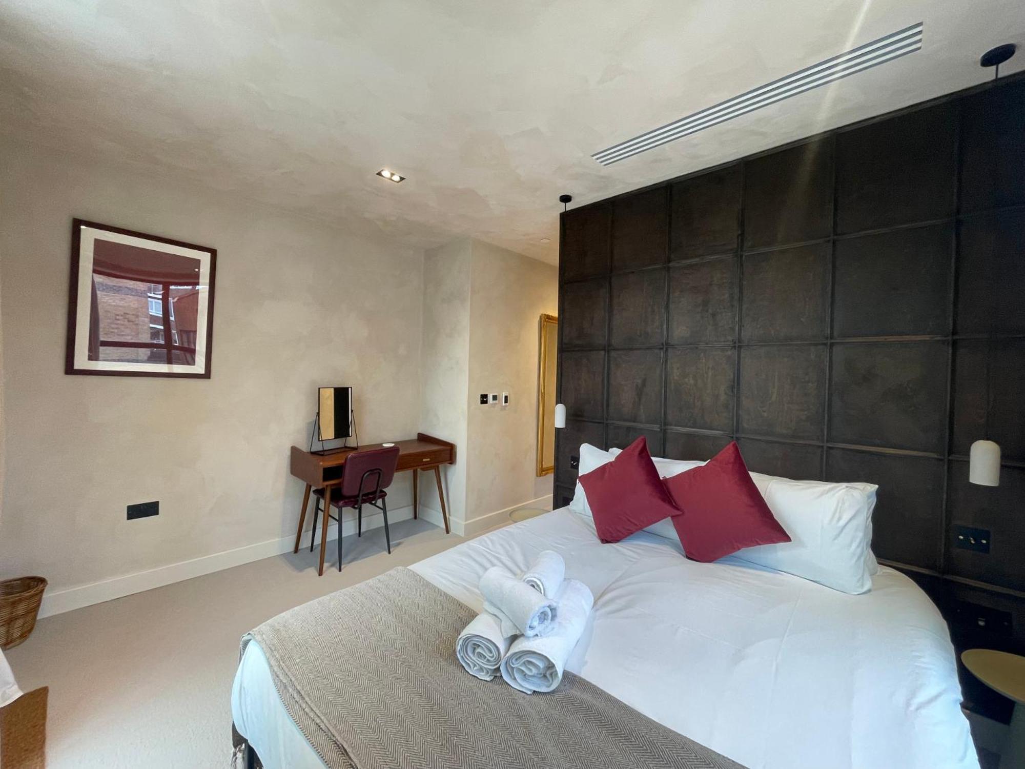 Penthouse In Fulham West Kensington 3 Bedrooms * London