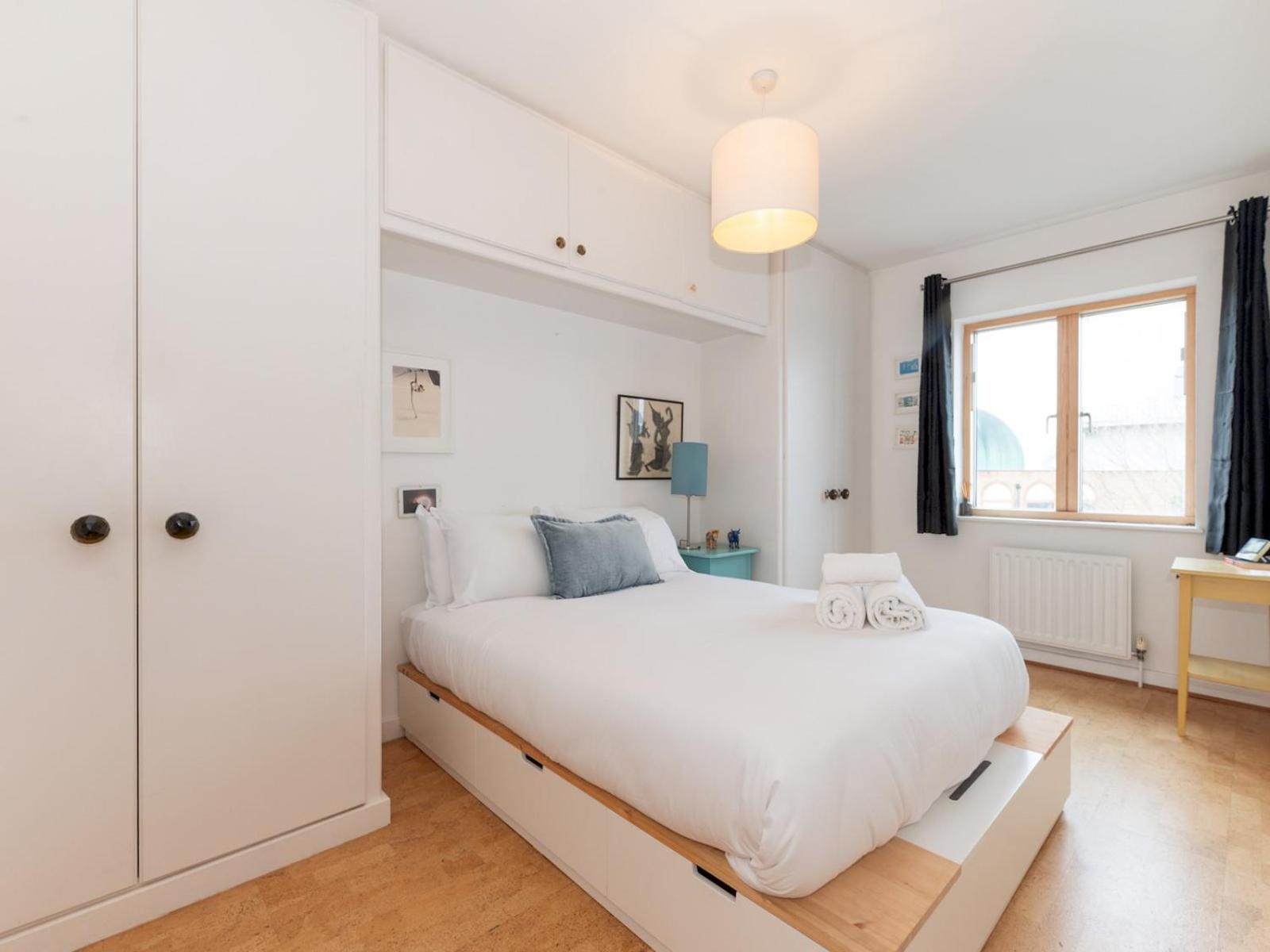 Pass The Keys Stylish Cosy - A Design Lover's Dream London