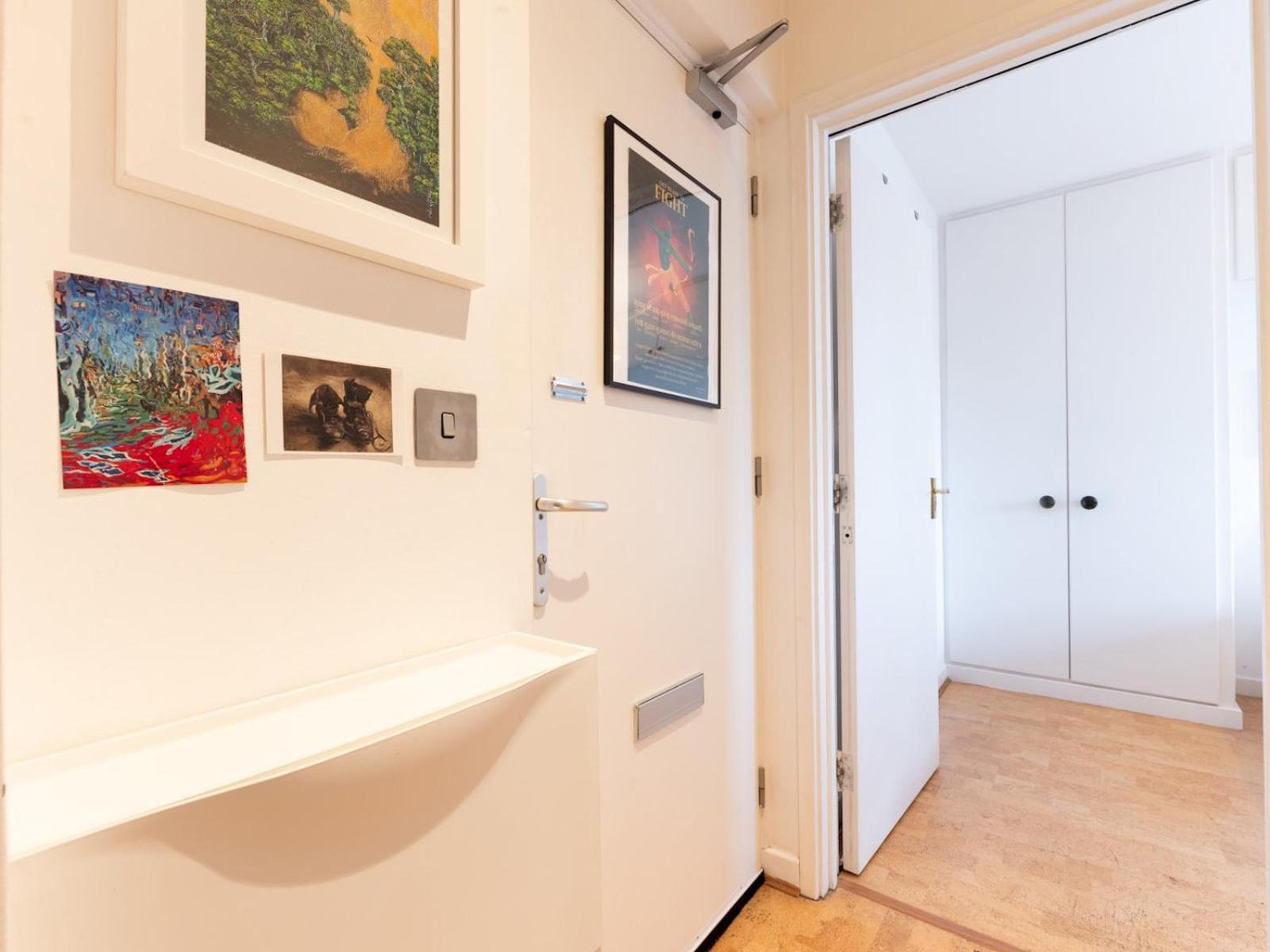 Pass The Keys Stylish Cosy - A Design Lover's Dream Apartment *