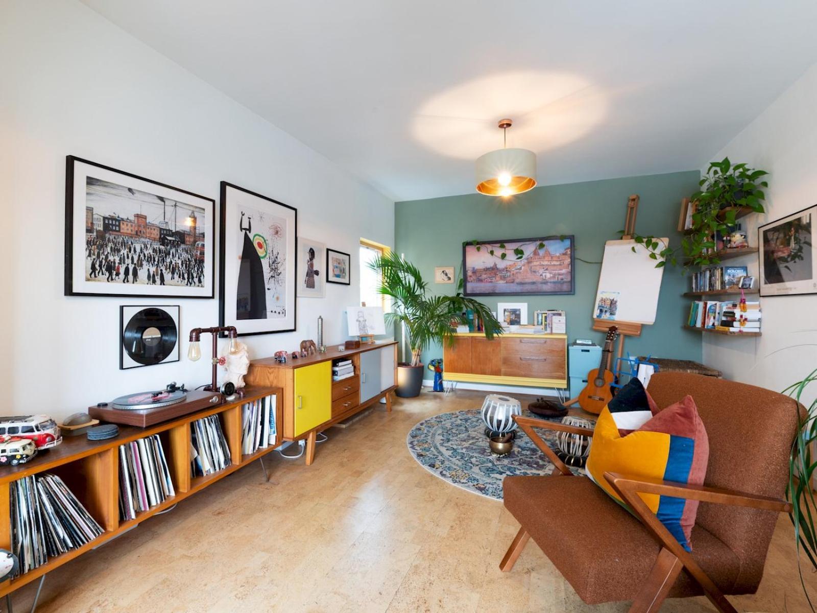 Pass The Keys Stylish Cosy - A Design Lover's Dream Apartment *