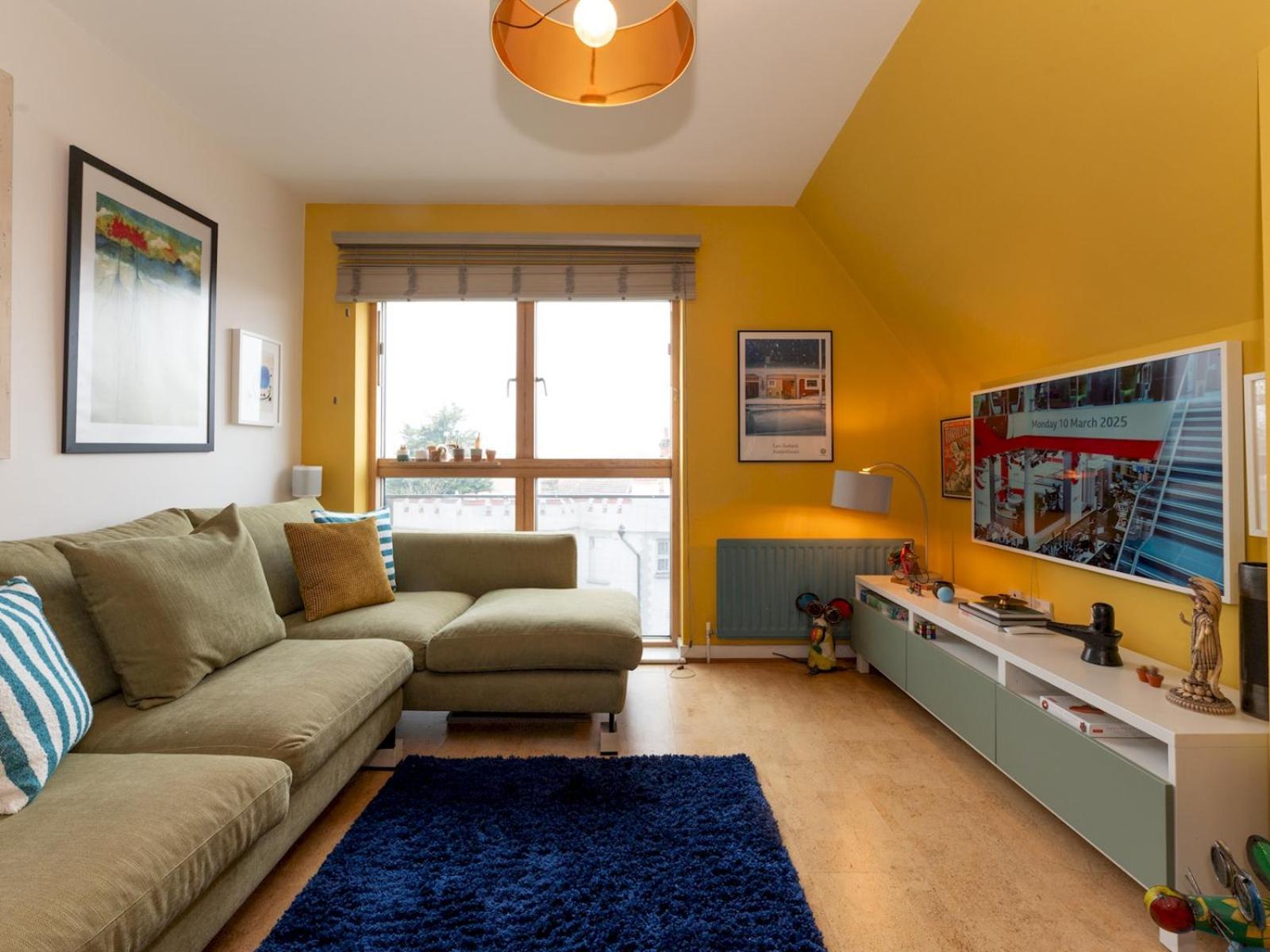 Apartment Pass The Keys Stylish Cosy - A Design Lover's Dream *