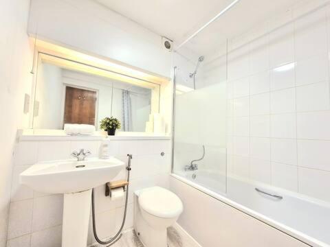Apartment Thames-line London