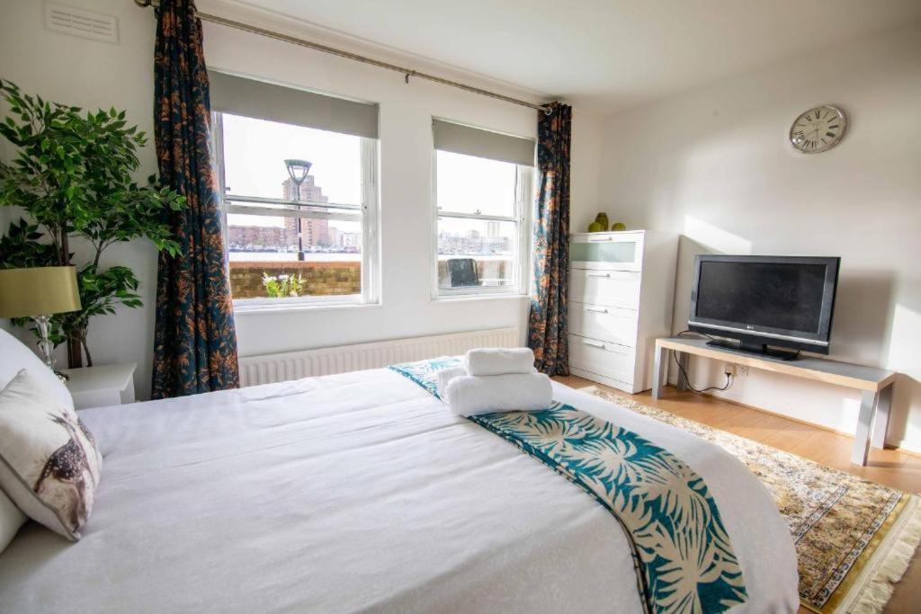 Apartment Thames-line London