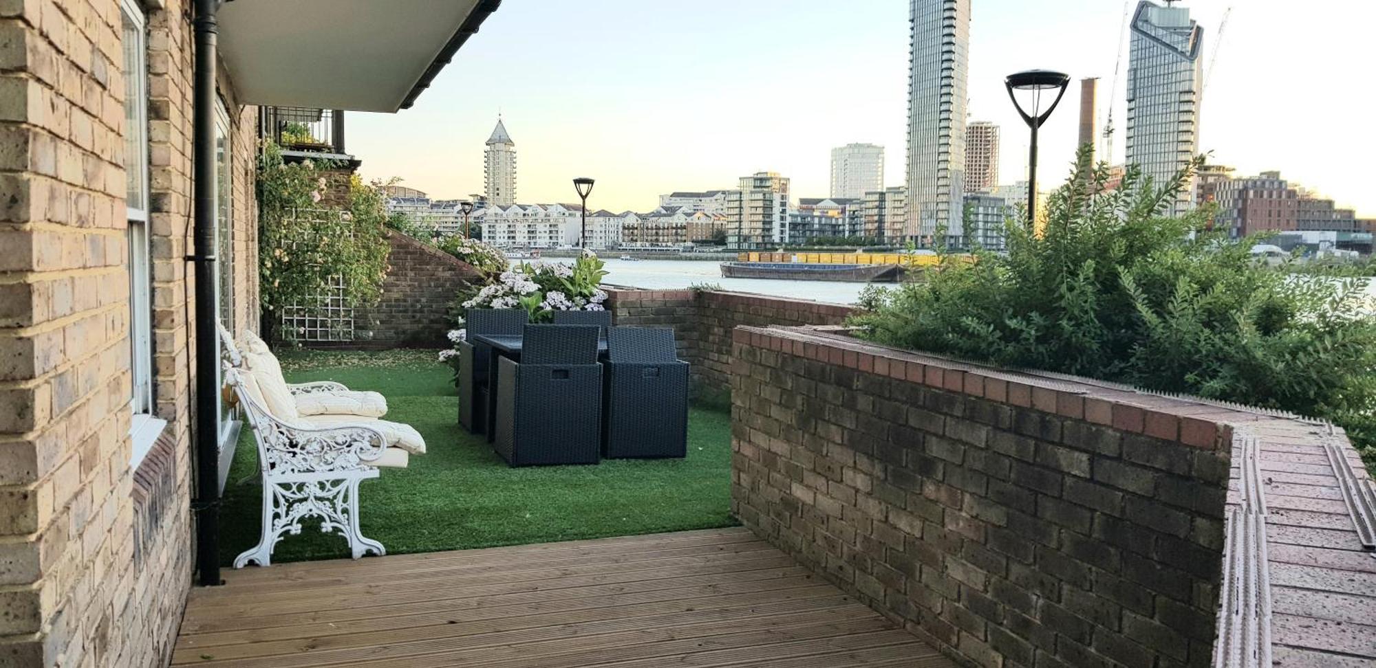 Apartment Thames-line