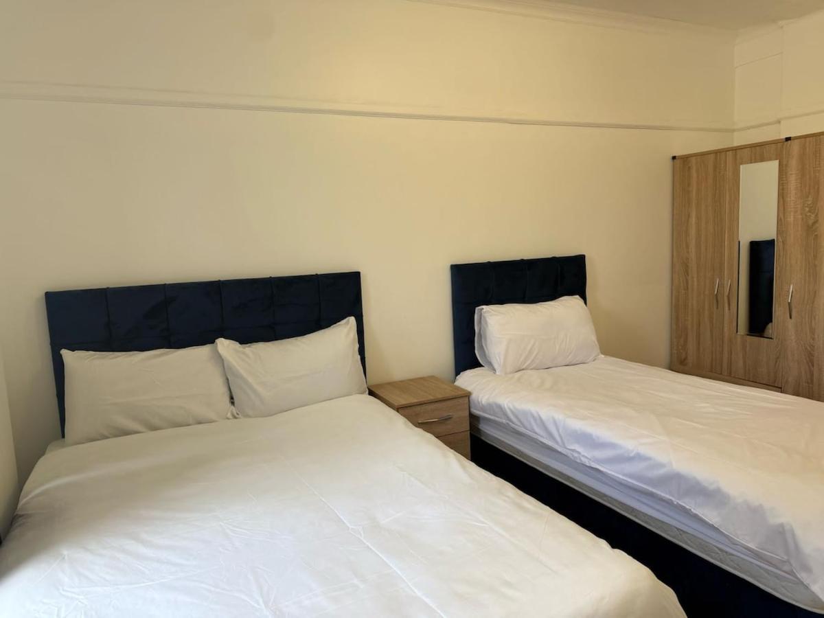 F54 Modern 3-bed Flat Near Paddington Station * London