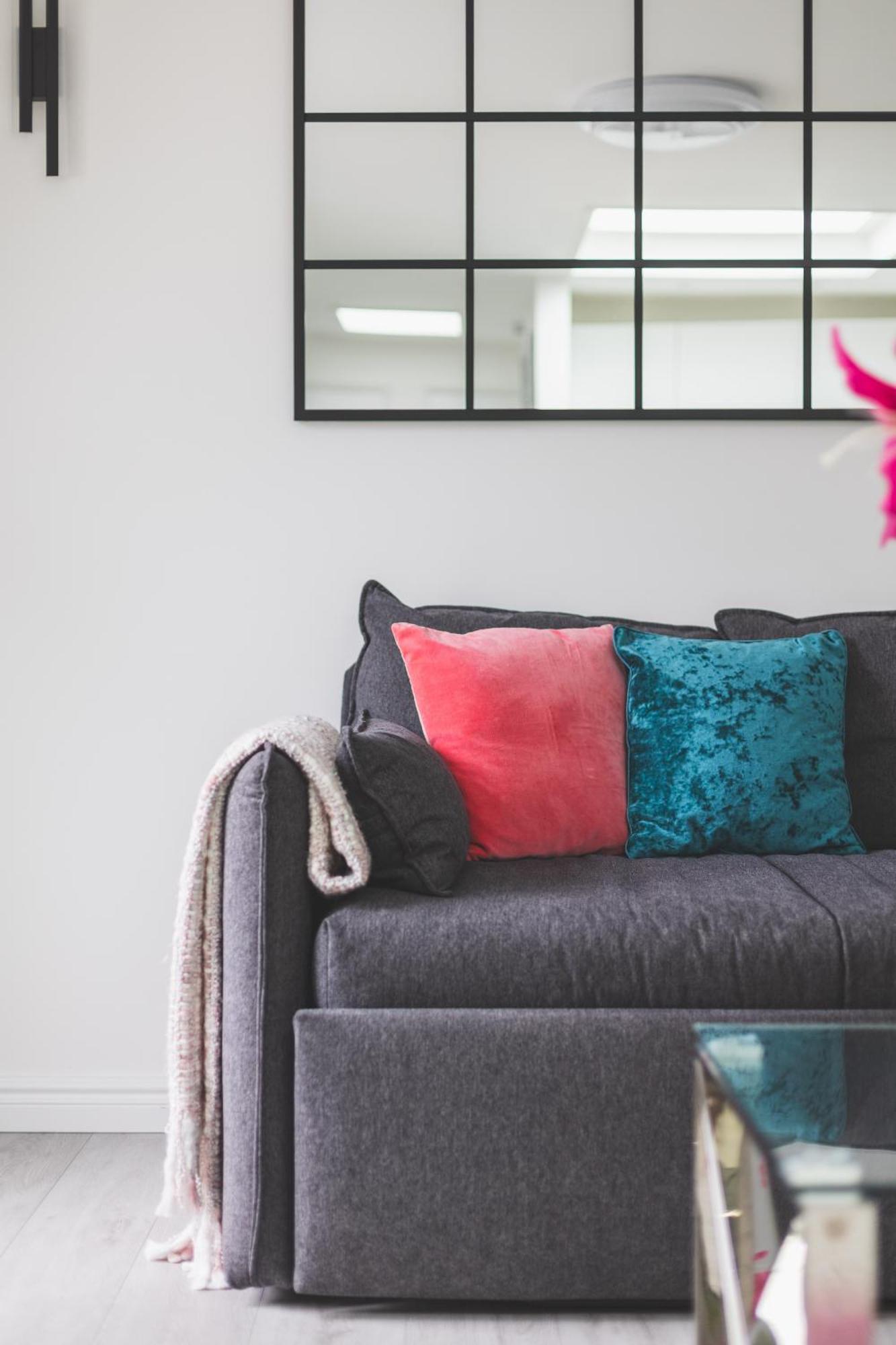Apartment New! Modern 1-br House With Patio & Hottub , Chiswick