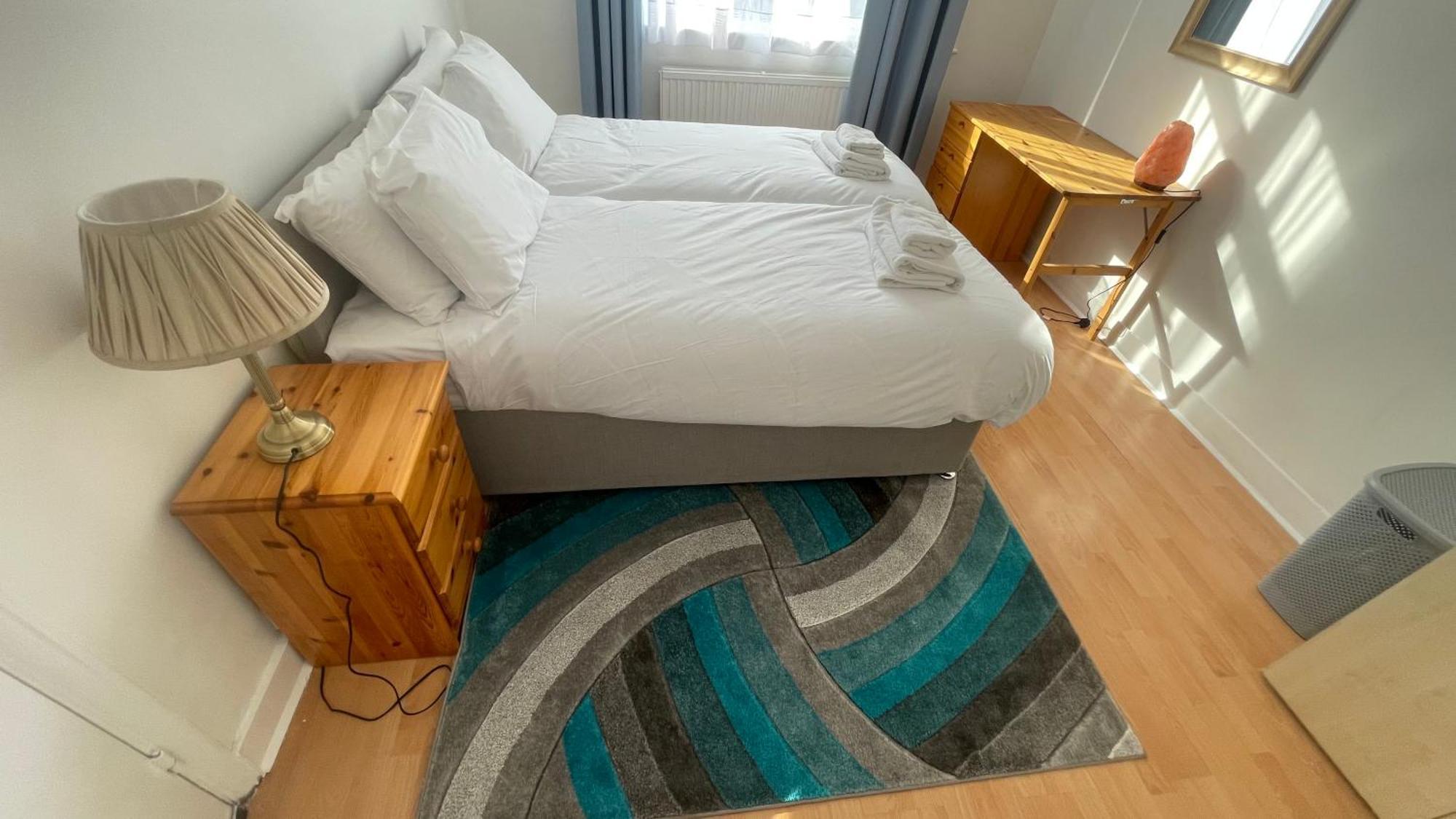 Onsitestays - 3 Bedroom House Near Tottenham Hale Ferienhaus *