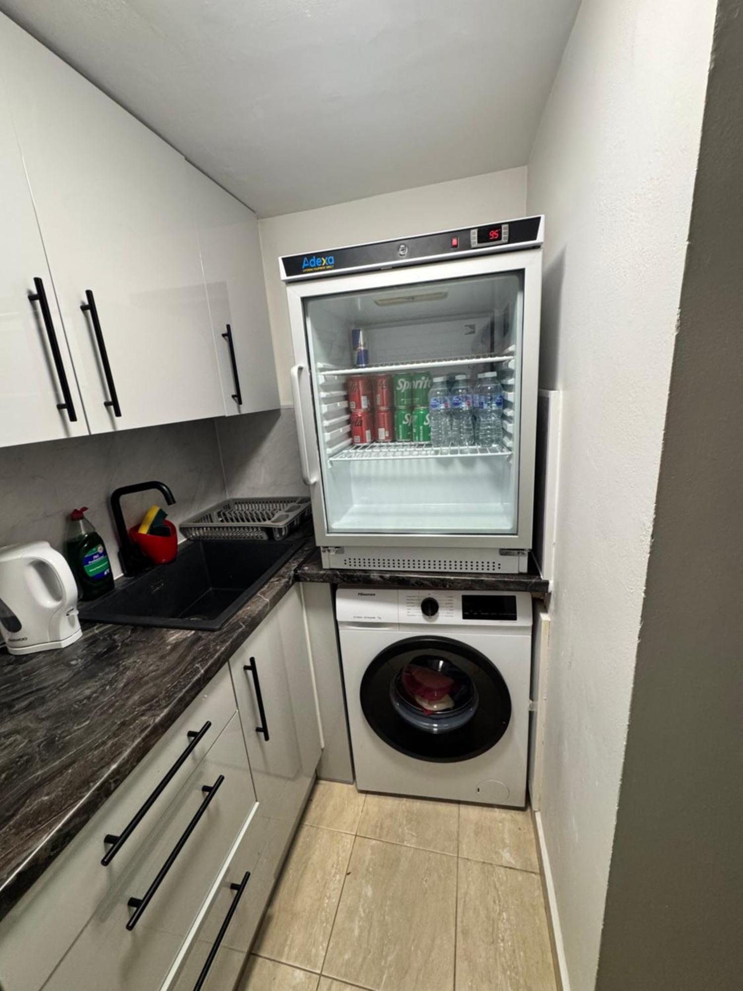Apartment Queensborough London