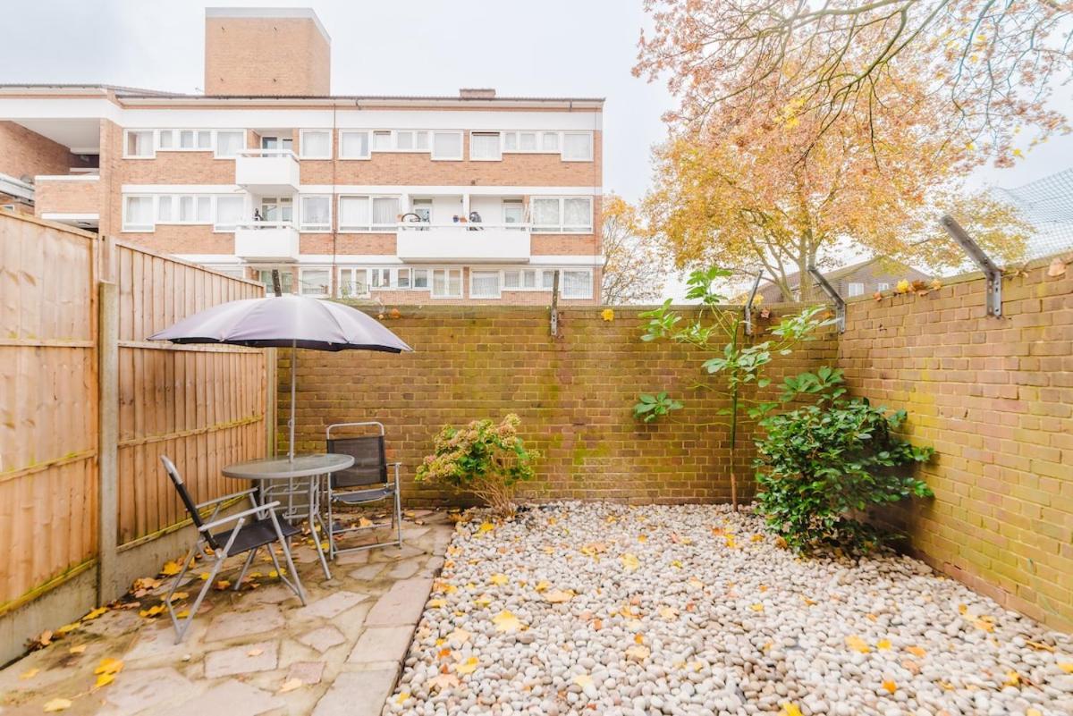 Spacious 3-bed Near Shoreditch With Parking