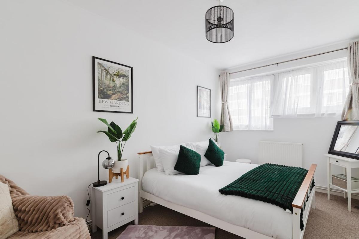 Spacious 3-bed Near Shoreditch With Parking Apartment London