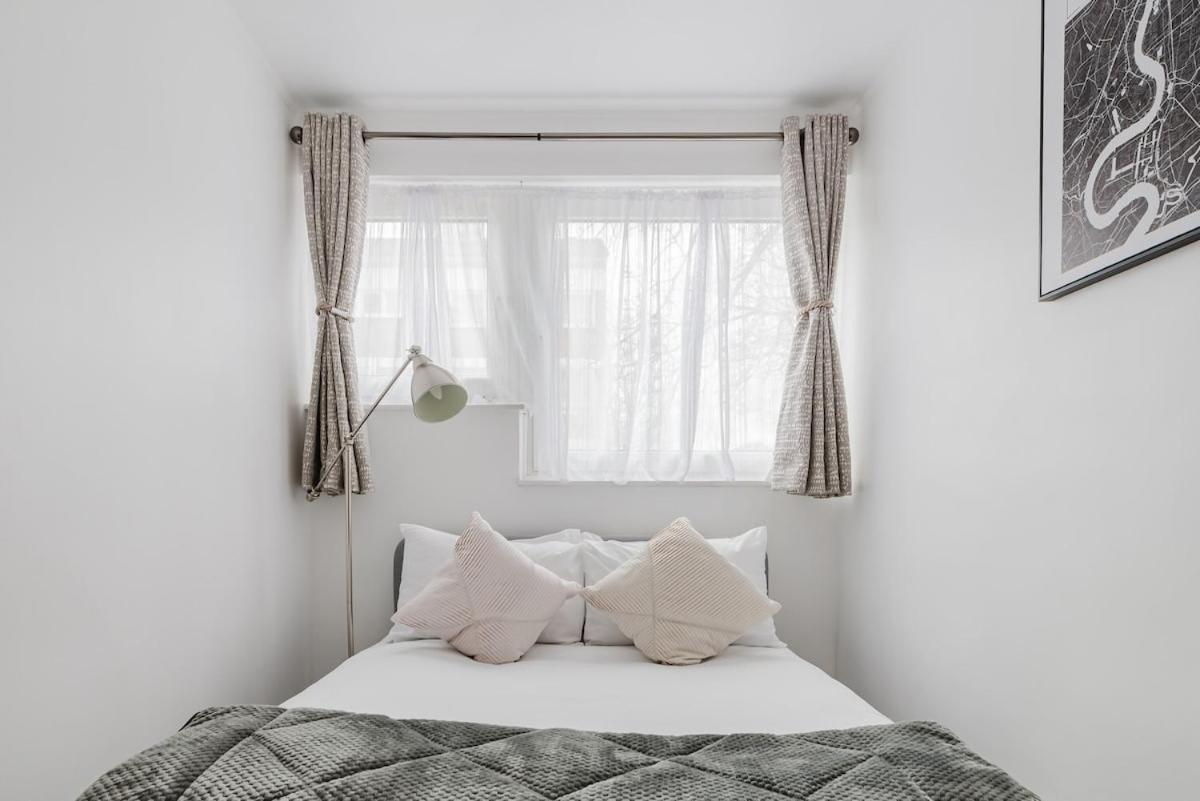Spacious 3-bed Near Shoreditch With Parking Apartment
