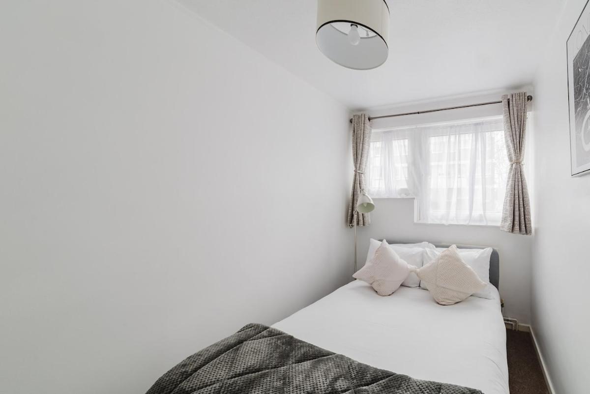 Spacious 3-bed Near Shoreditch With Parking * London