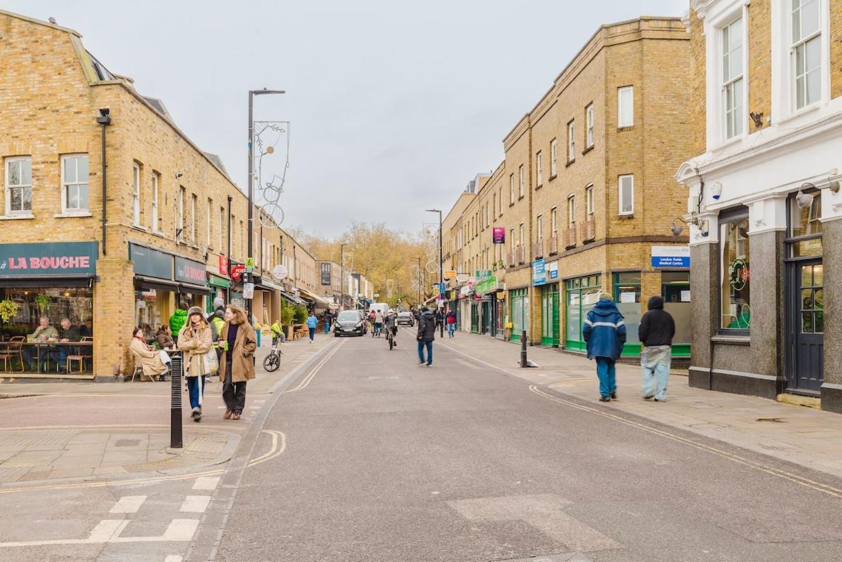 Spacious 3-bed Near Shoreditch With Parking Apartment