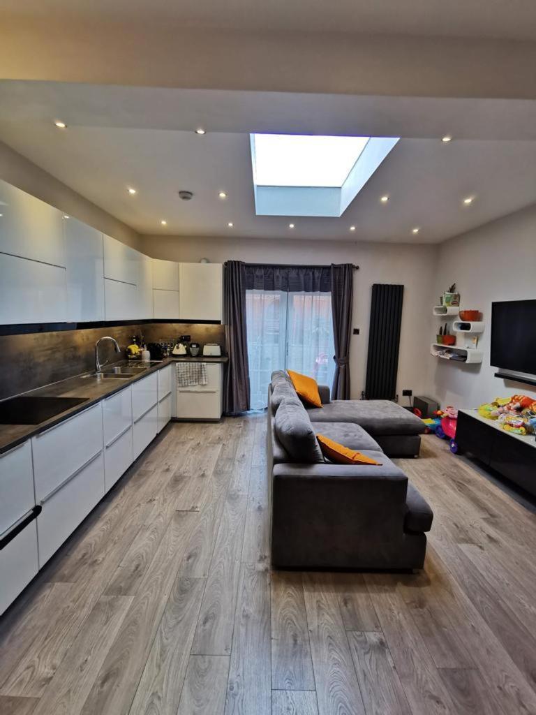 Homestay Simonas House London