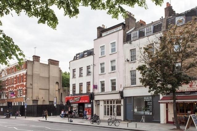 1 Bedroom W Terrace Apartment London