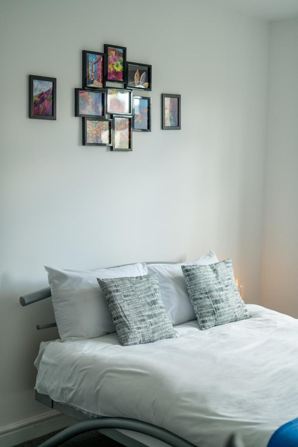 Harlesden, - Stylish Two-bedroom Apartment London