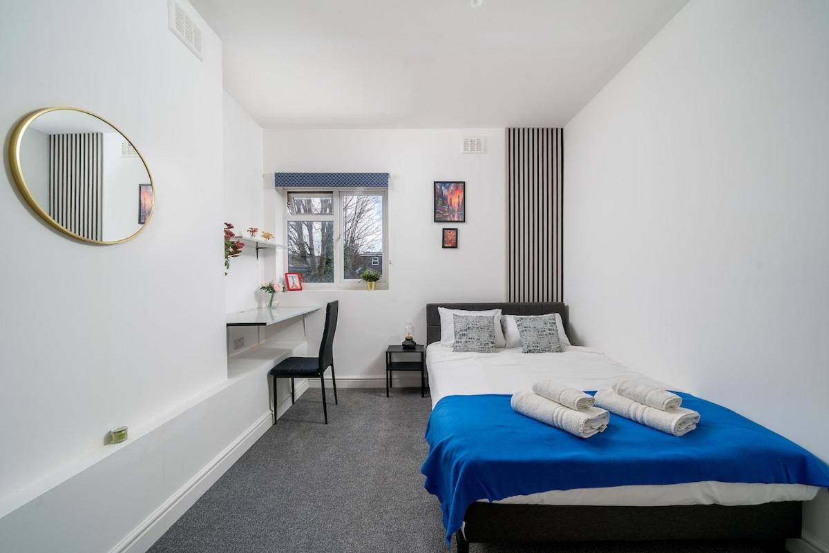 Apartment Harlesden, - Stylish Two-bedroom London