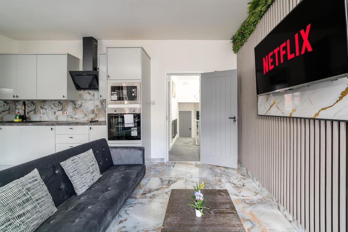 Apartment Harlesden, - Stylish Two-bedroom