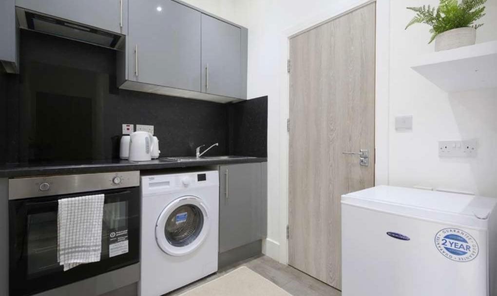 North 2 Bed Luxury * London