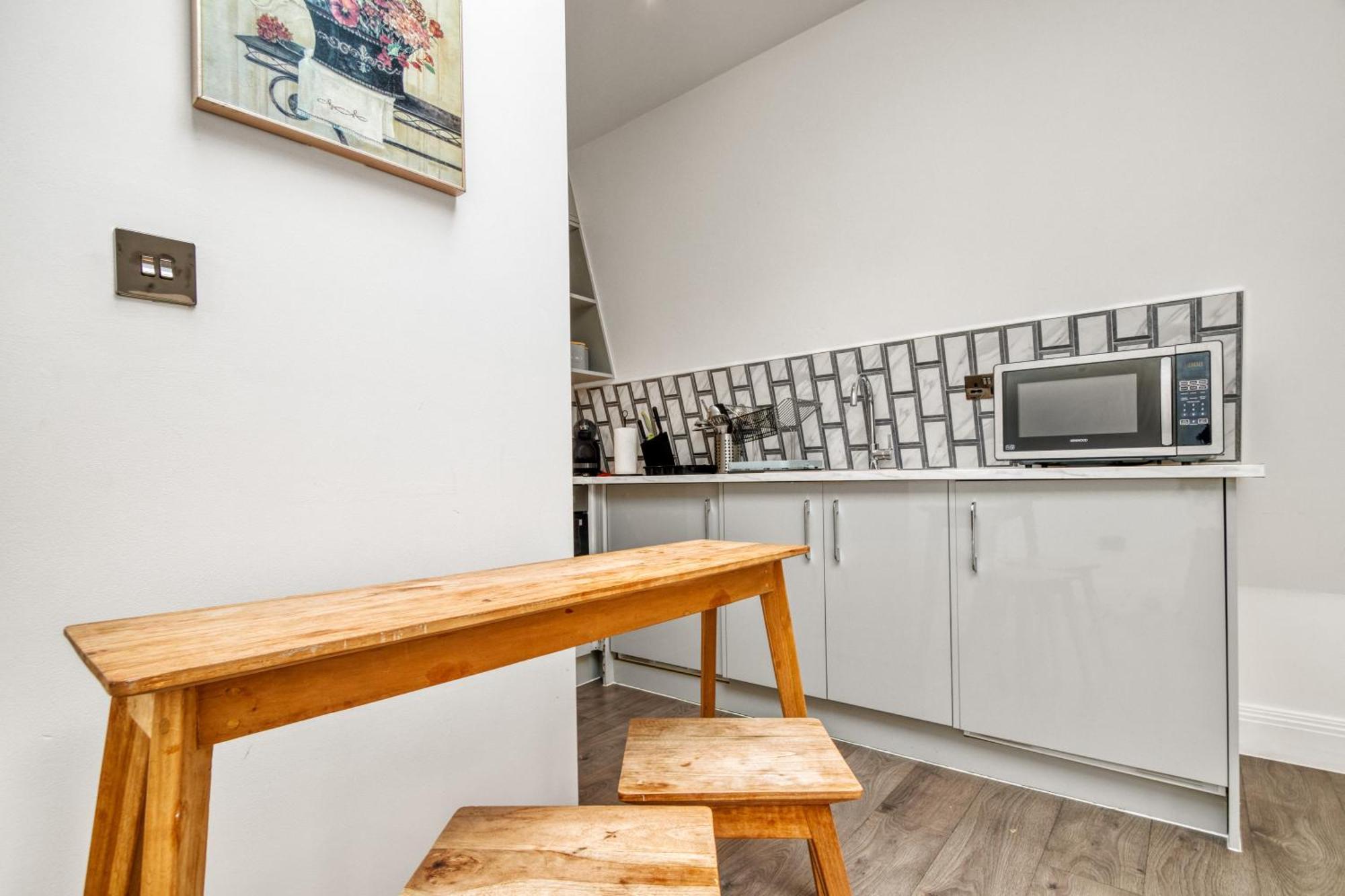 Apartment Bright & Glamorous 1br 1ba Private Balcony