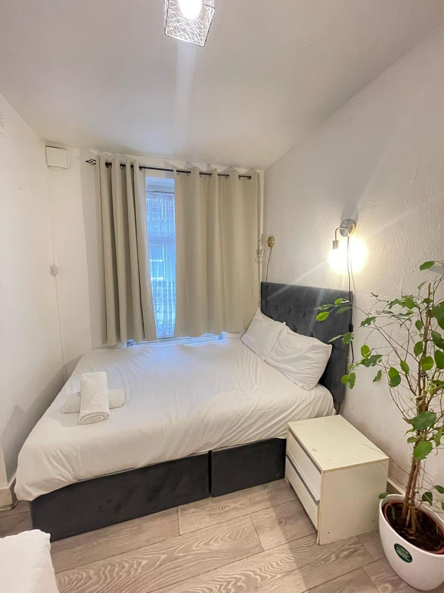 Apartment 2 Bedroom Flat Ground Floor Miles