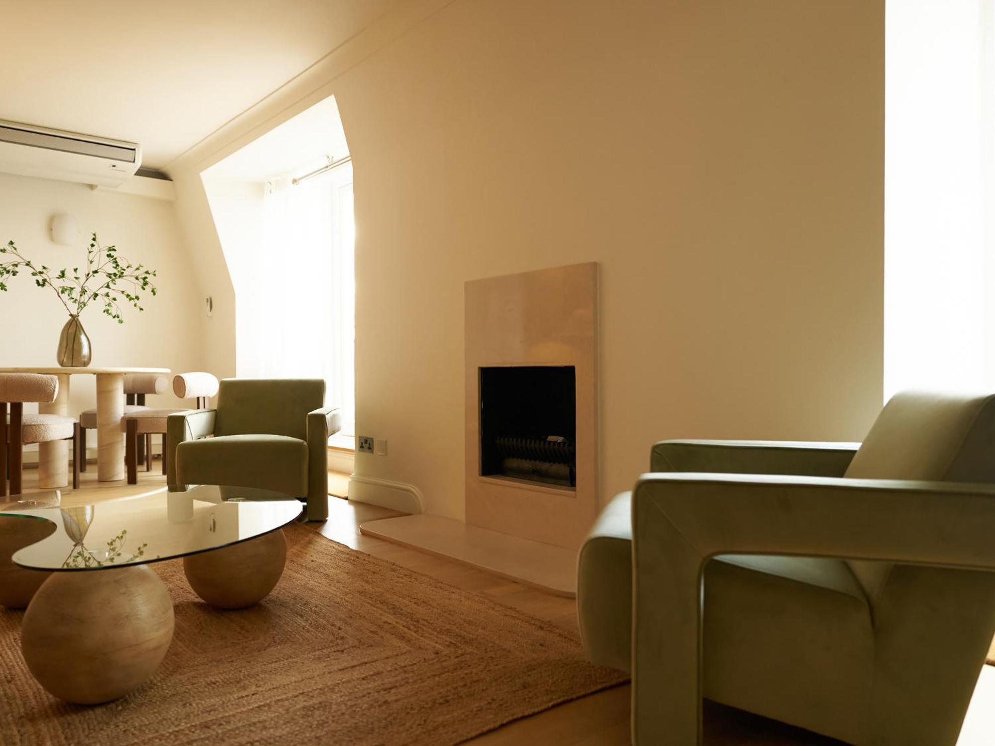 Europa House Aparthotel