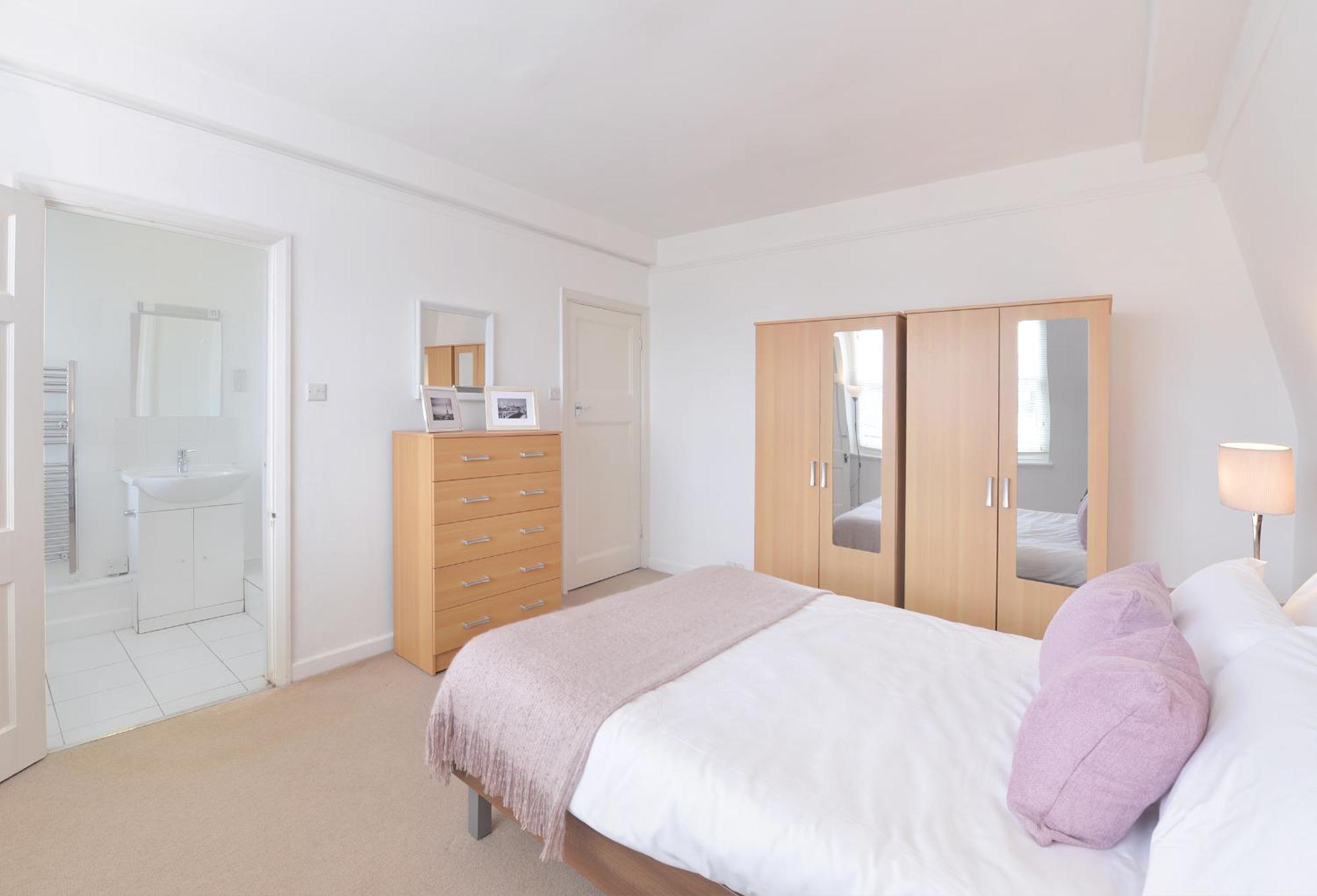 Apartment Hill Street Mayfair