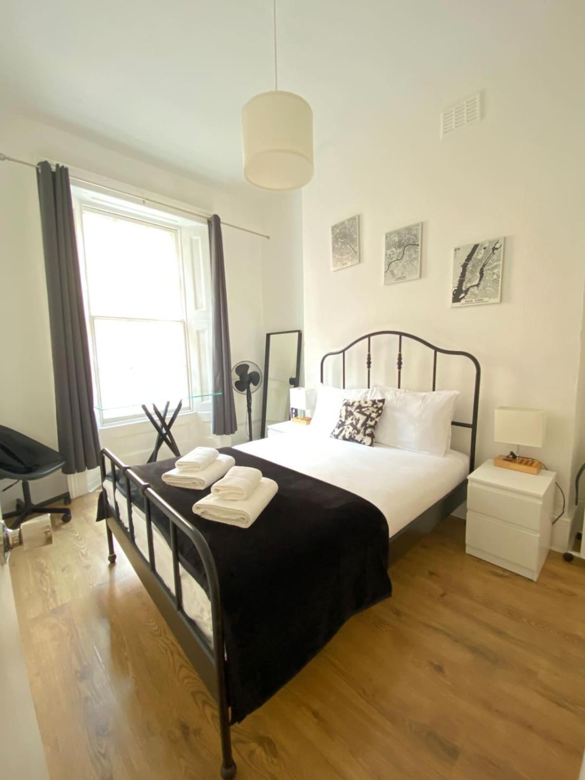 Spacious&bright 2 Bed-flat In London! Apartamento Londres