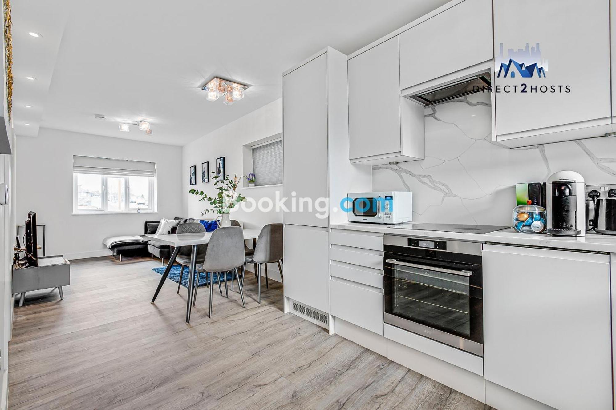 Exclusive Deals ! Last-minute Reserve ! Modern And Stylish Two Bedroom By Direct2hosts With Great Location! W3 7lu, United Kingdom ! By Nancy Short Lets & Serviced Accommodation! * London