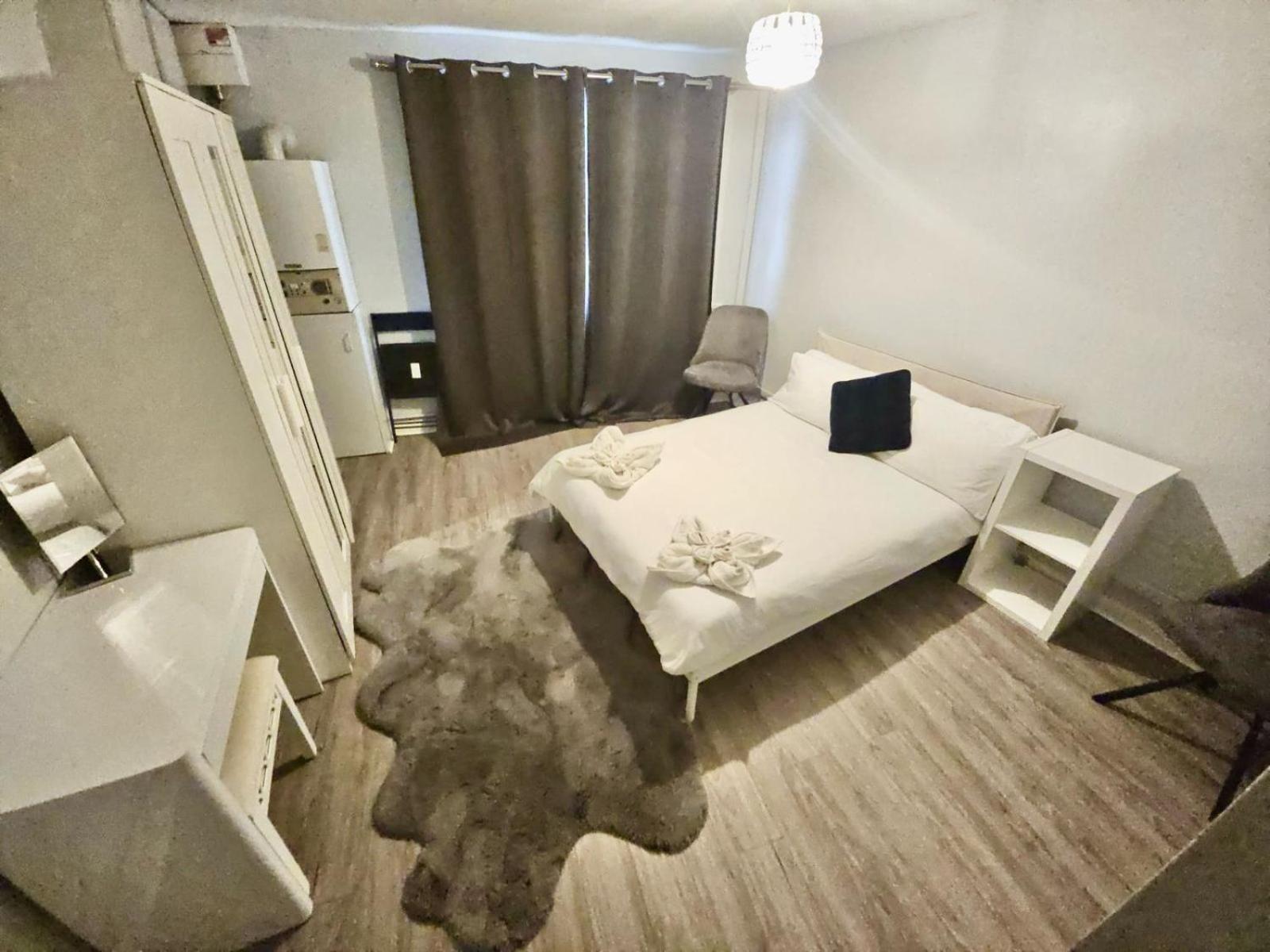 - Near Kings Cross St Pancreas! London