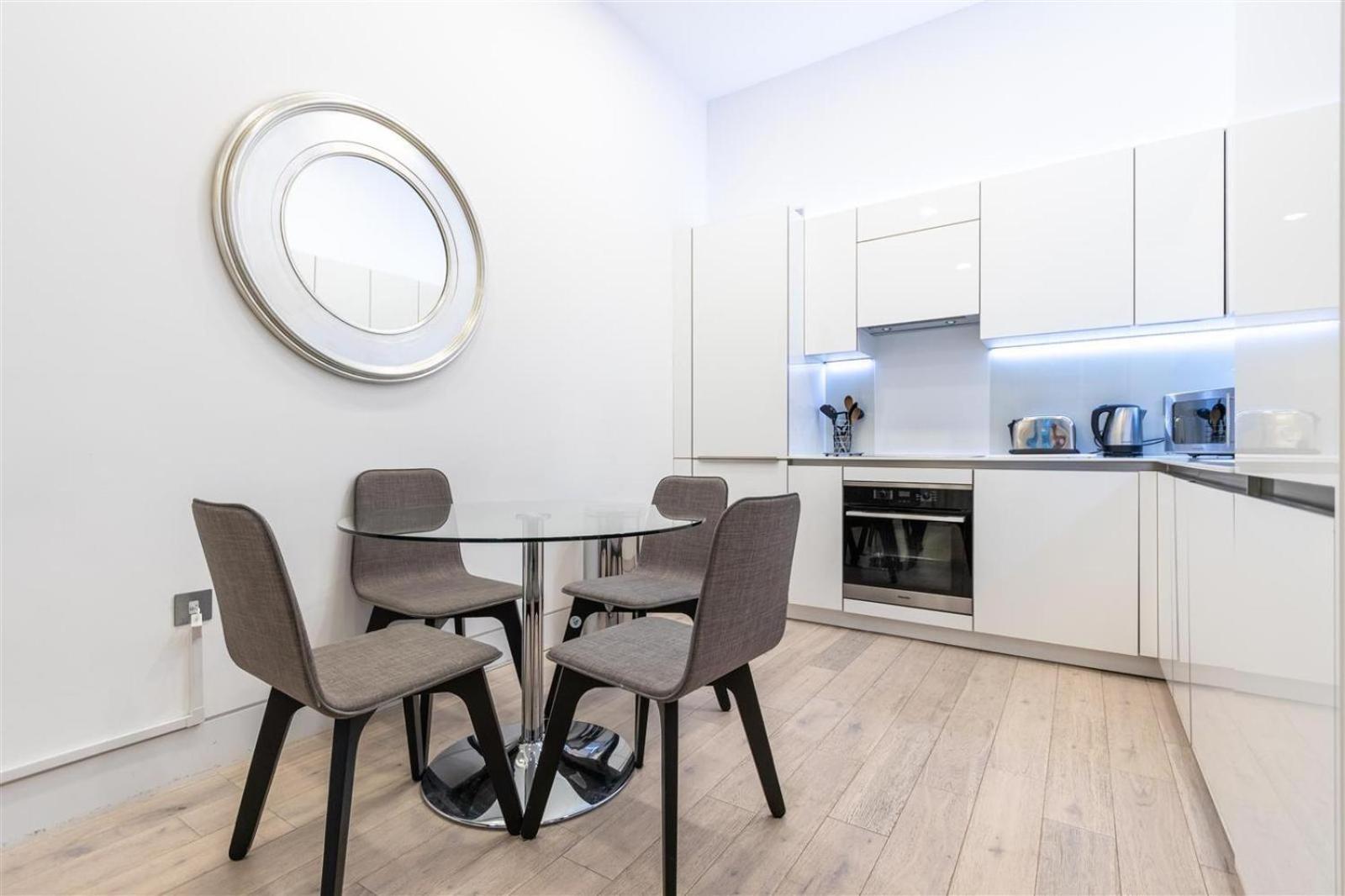Clarges- Hsk Luxury Apartment London