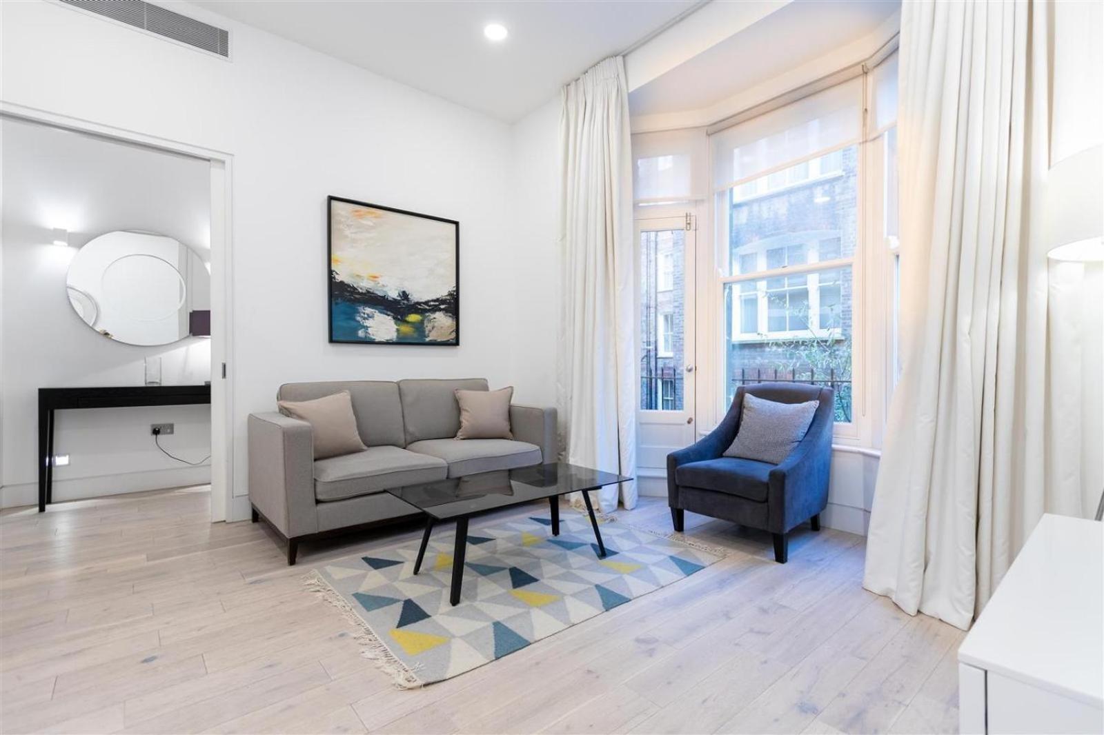 Clarges- Hsk Luxury Apartment