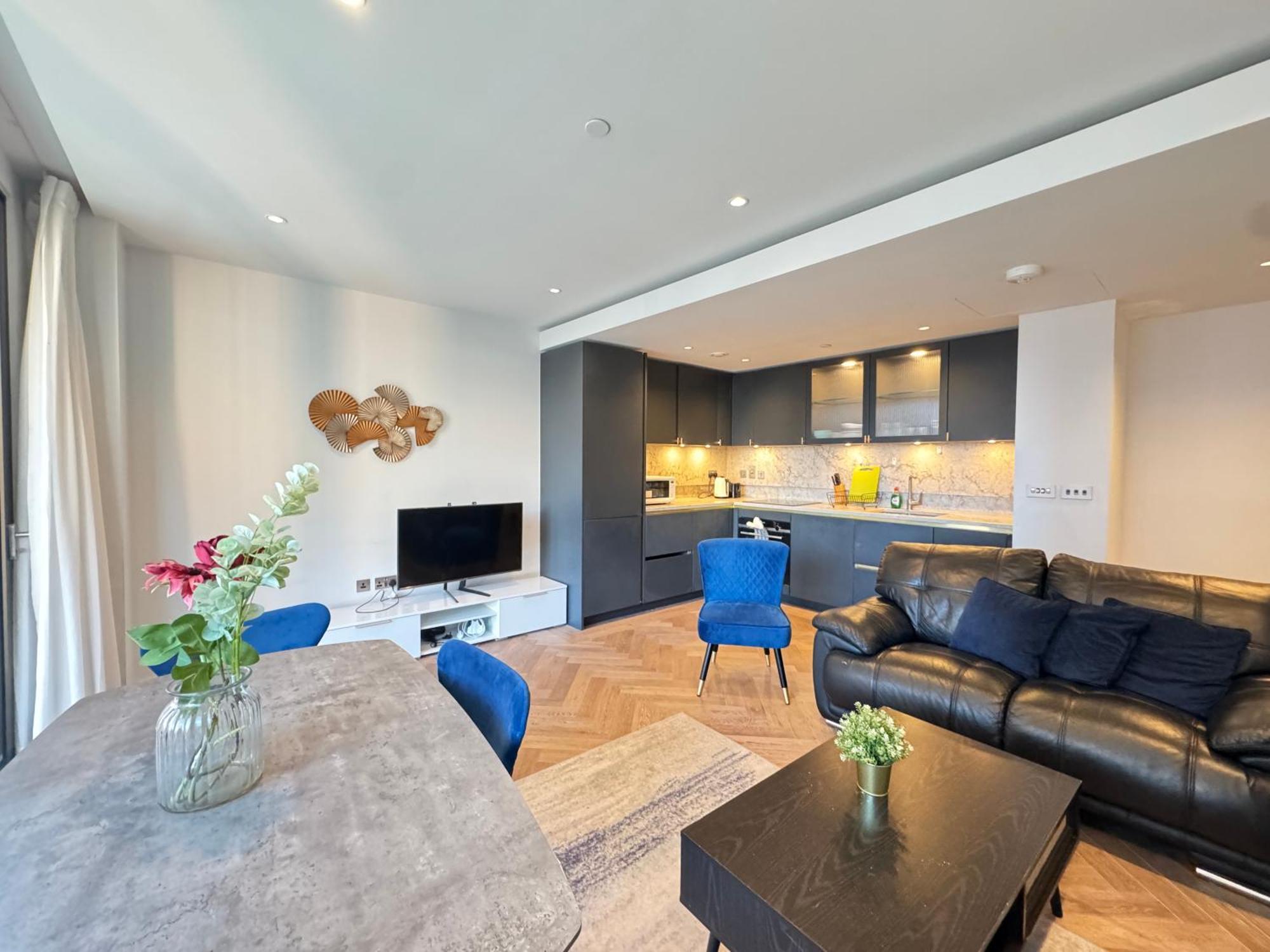 Spacious 2-bedroom Near Paddington & Hyde Park Apartment *