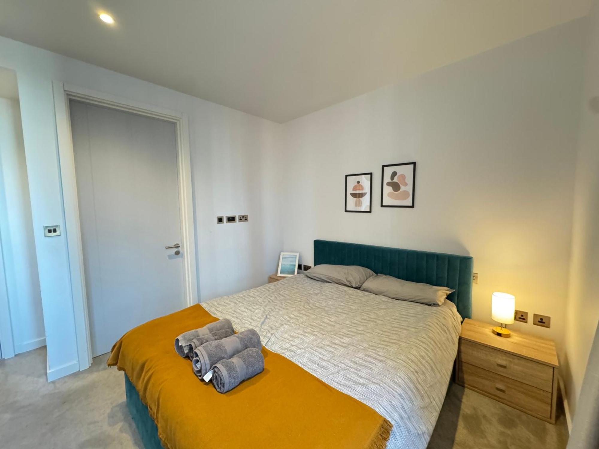 Apartment Spacious 2-bedroom Near Paddington & Hyde Park London