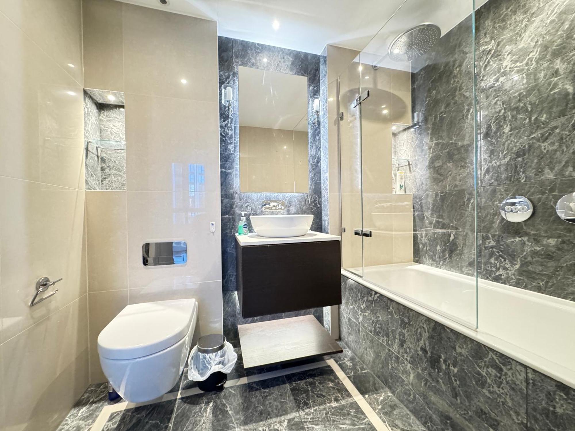 Apartment Spacious 2-bedroom Near Paddington & Hyde Park *