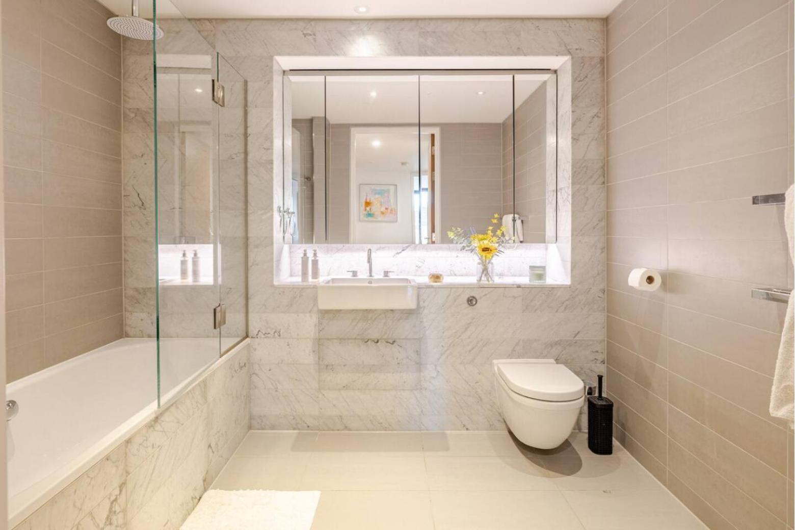 Soho 2 Bed Penthouse Modern Apartment *