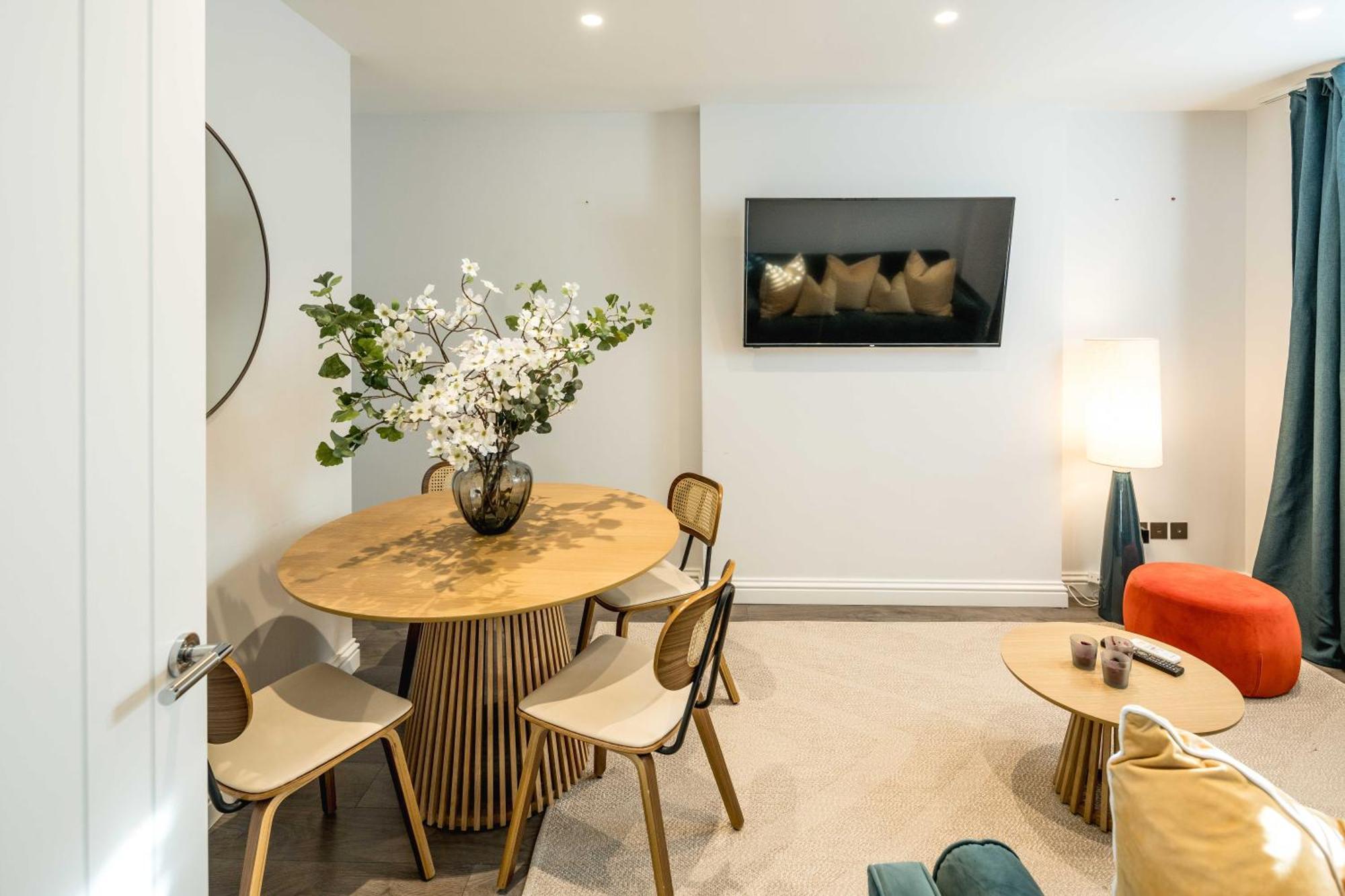 Apartamento Brand New 1-bedroom In And Convenient Londres