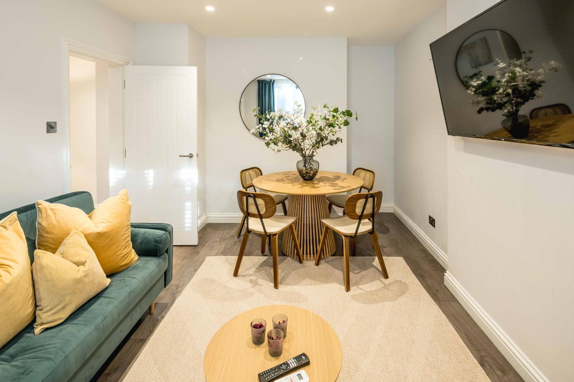 Brand New 1-bedroom In And Convenient Londres