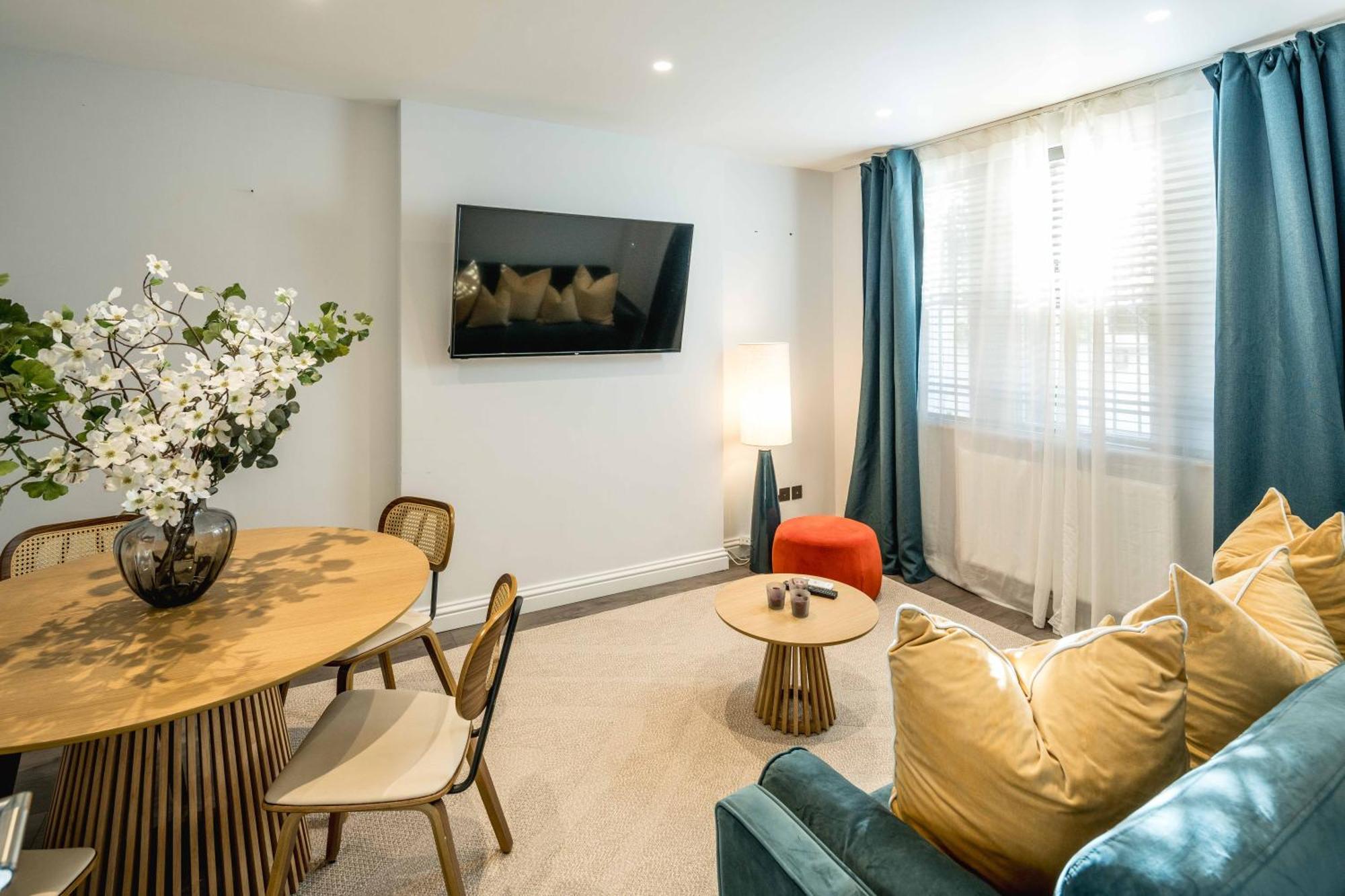 Brand New 1-bedroom In And Convenient Apartamento