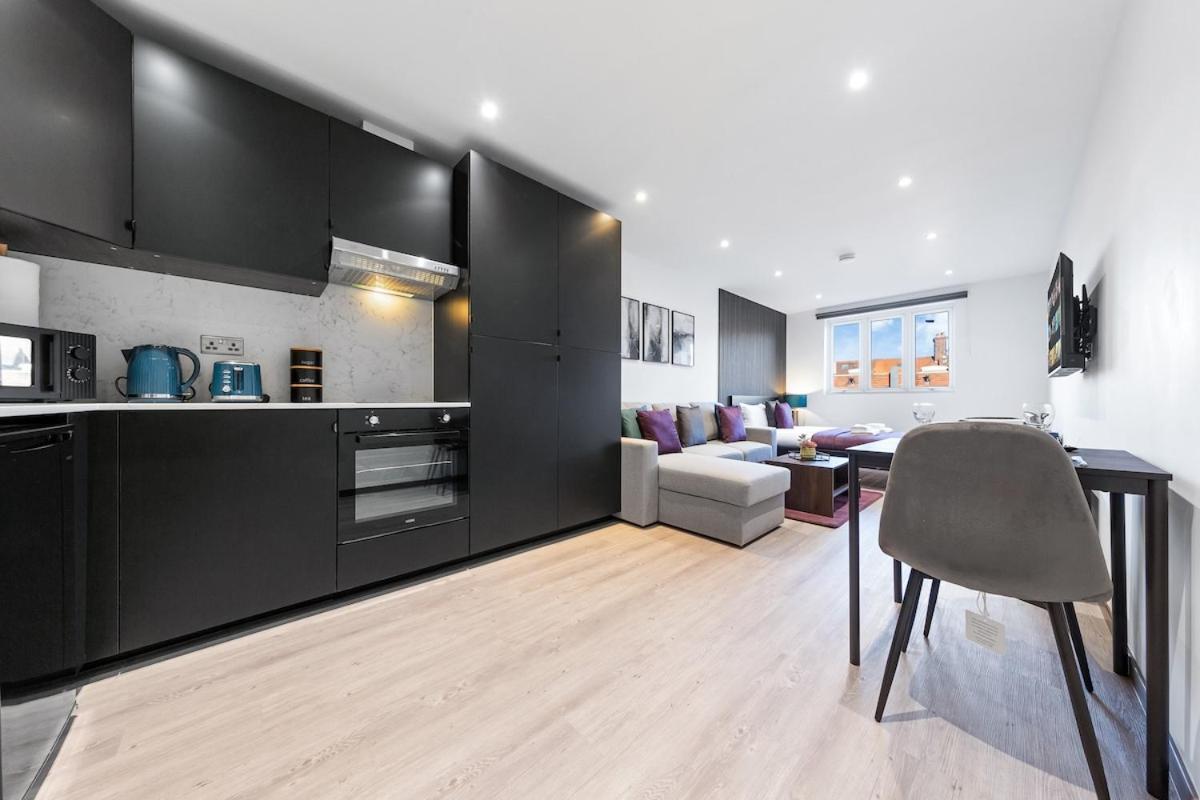 Apartment Modern - Near Station - *