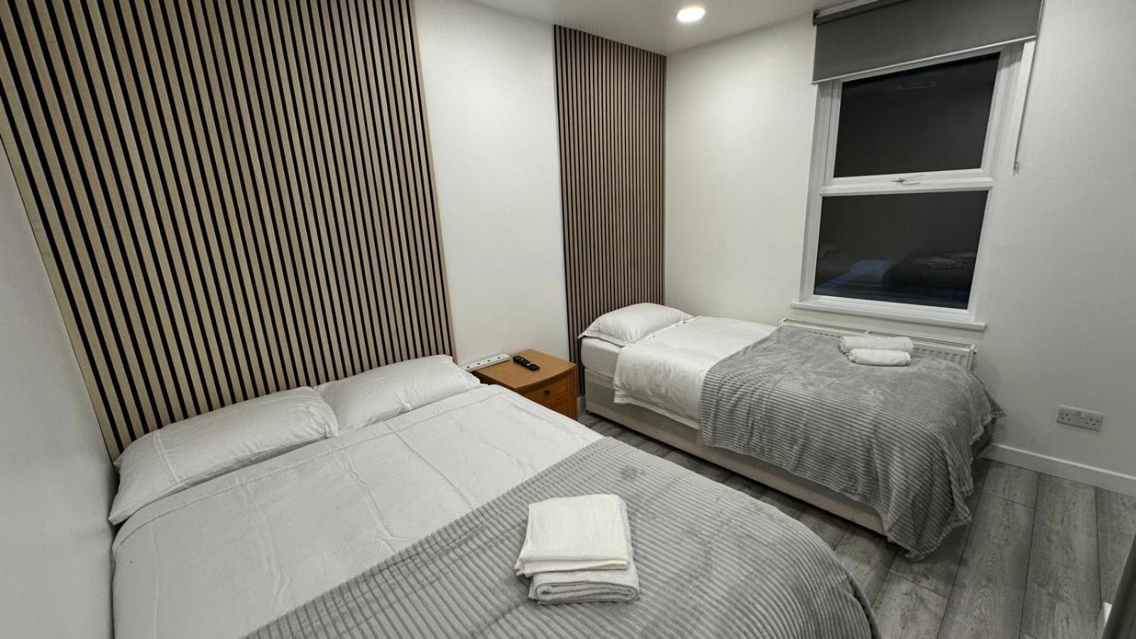 Fully Furbished Entire Flat 3 Leilighet London