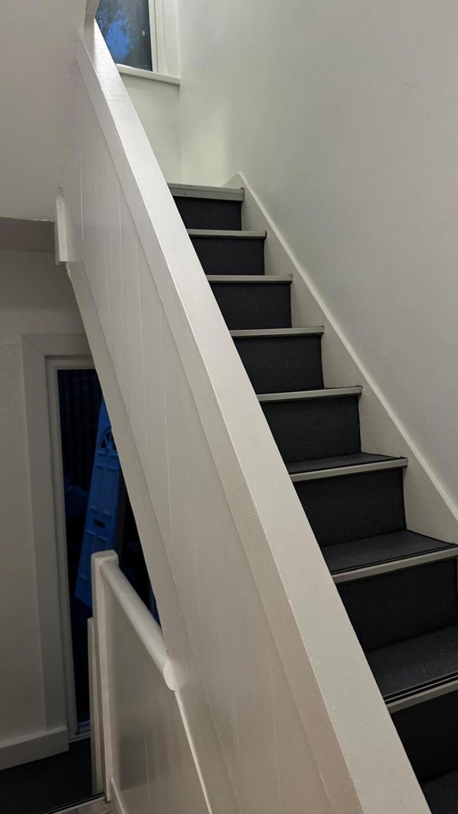 Fully Furbished Entire Flat 3 Leilighet *