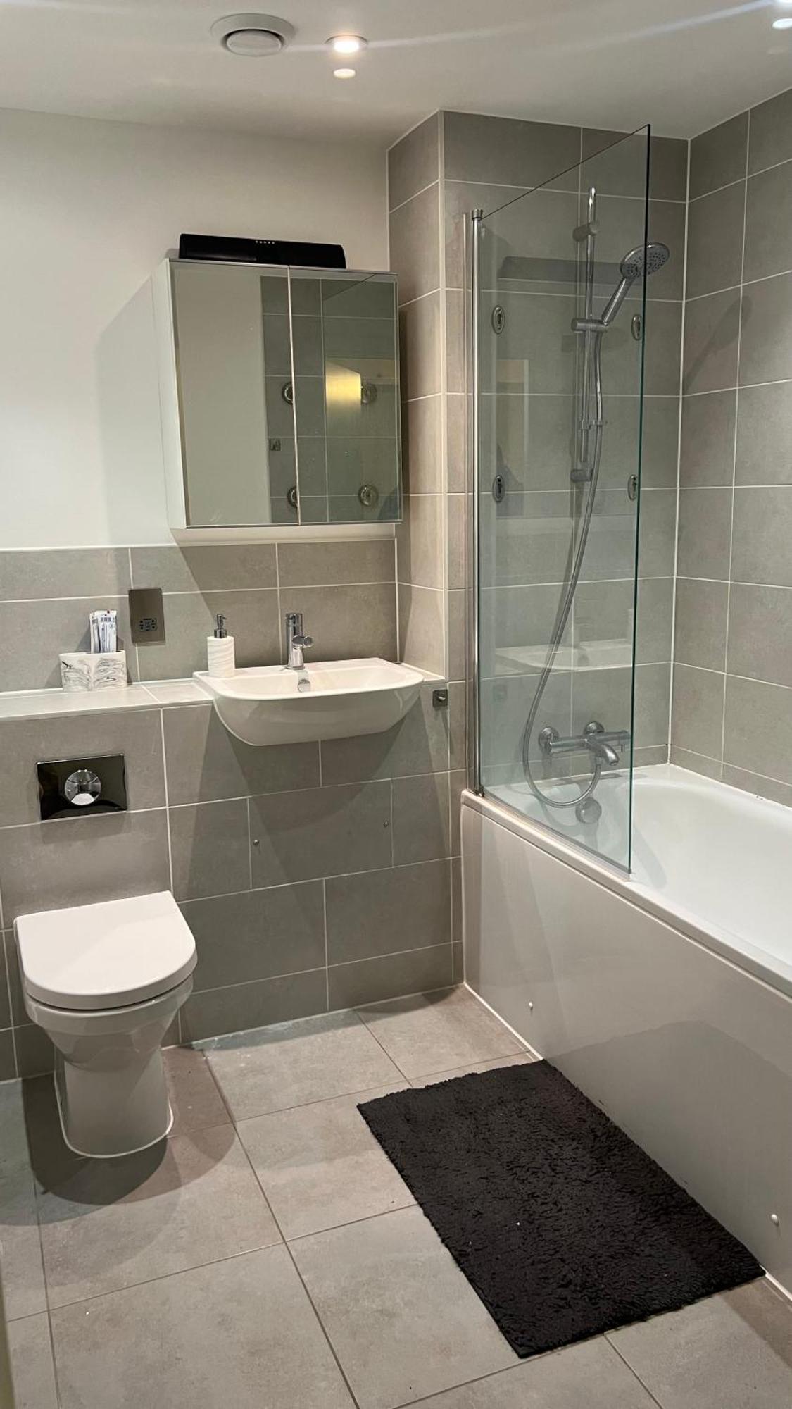 Adlay Residency Apartment *