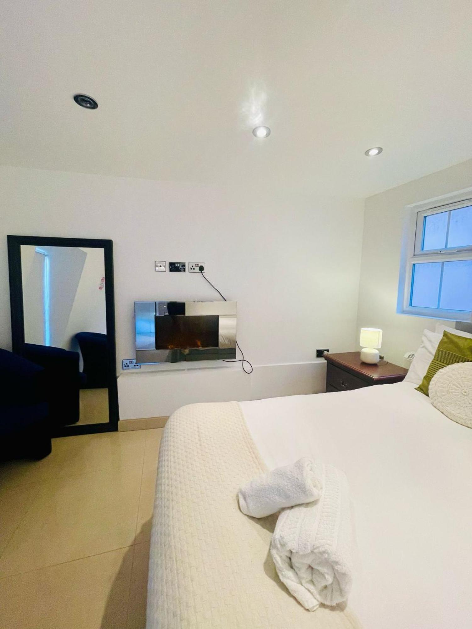 Guest house Cozystays St Paul Farringdon London